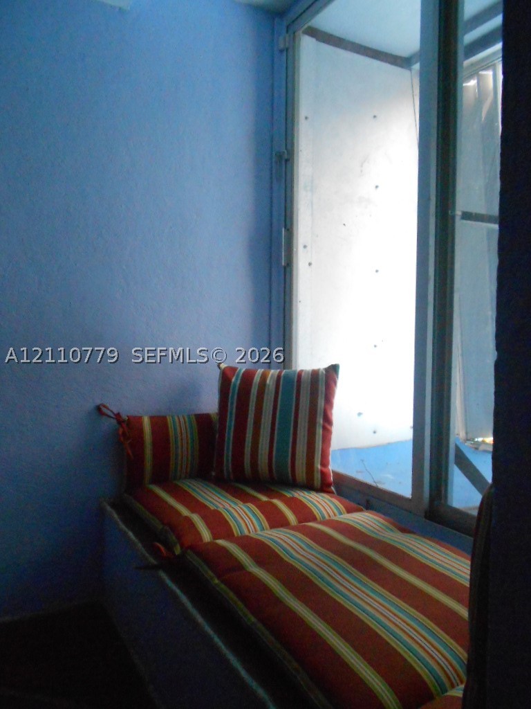 35 Dolphin Rd Property Photo 9