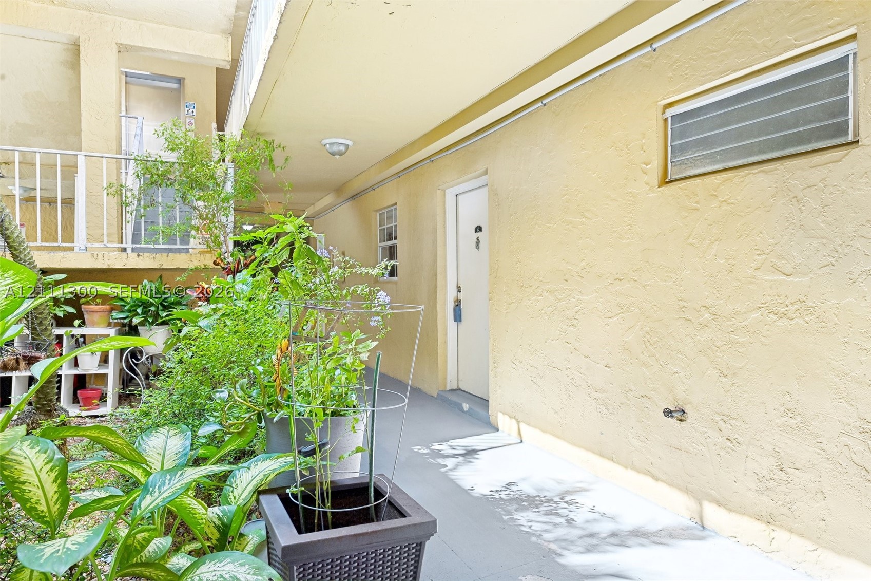5400 SW 77th Ct 1J Property Photo 1