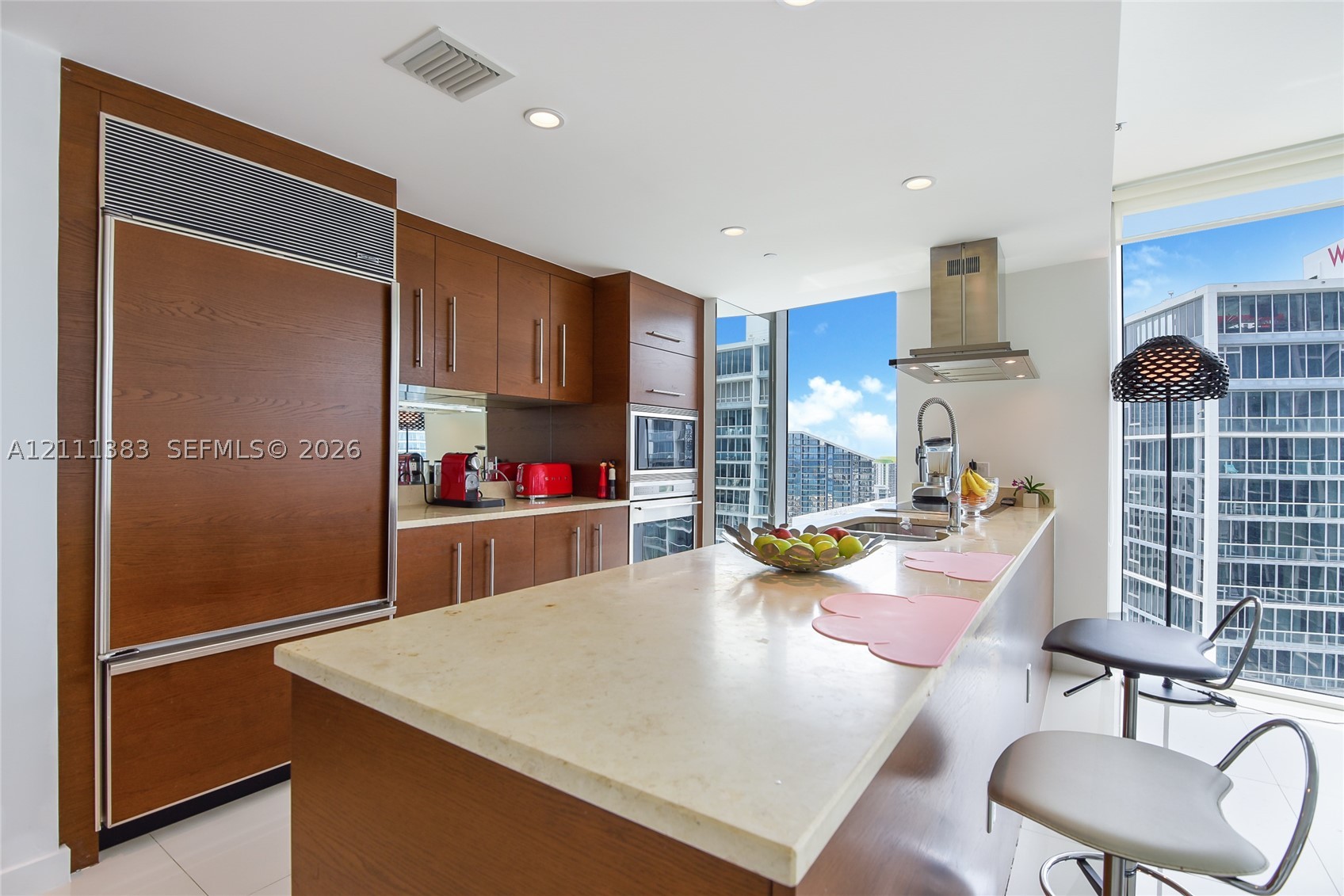 495 Brickell Ave 4810 Property Photo 1