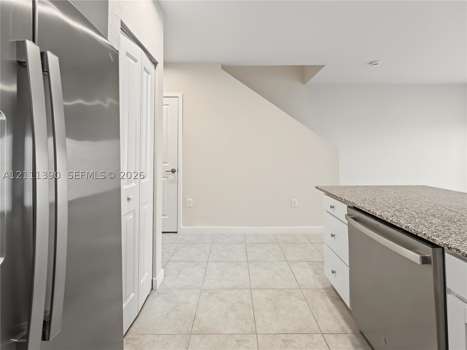 1074 Nw 6th Ter Property Photo 10