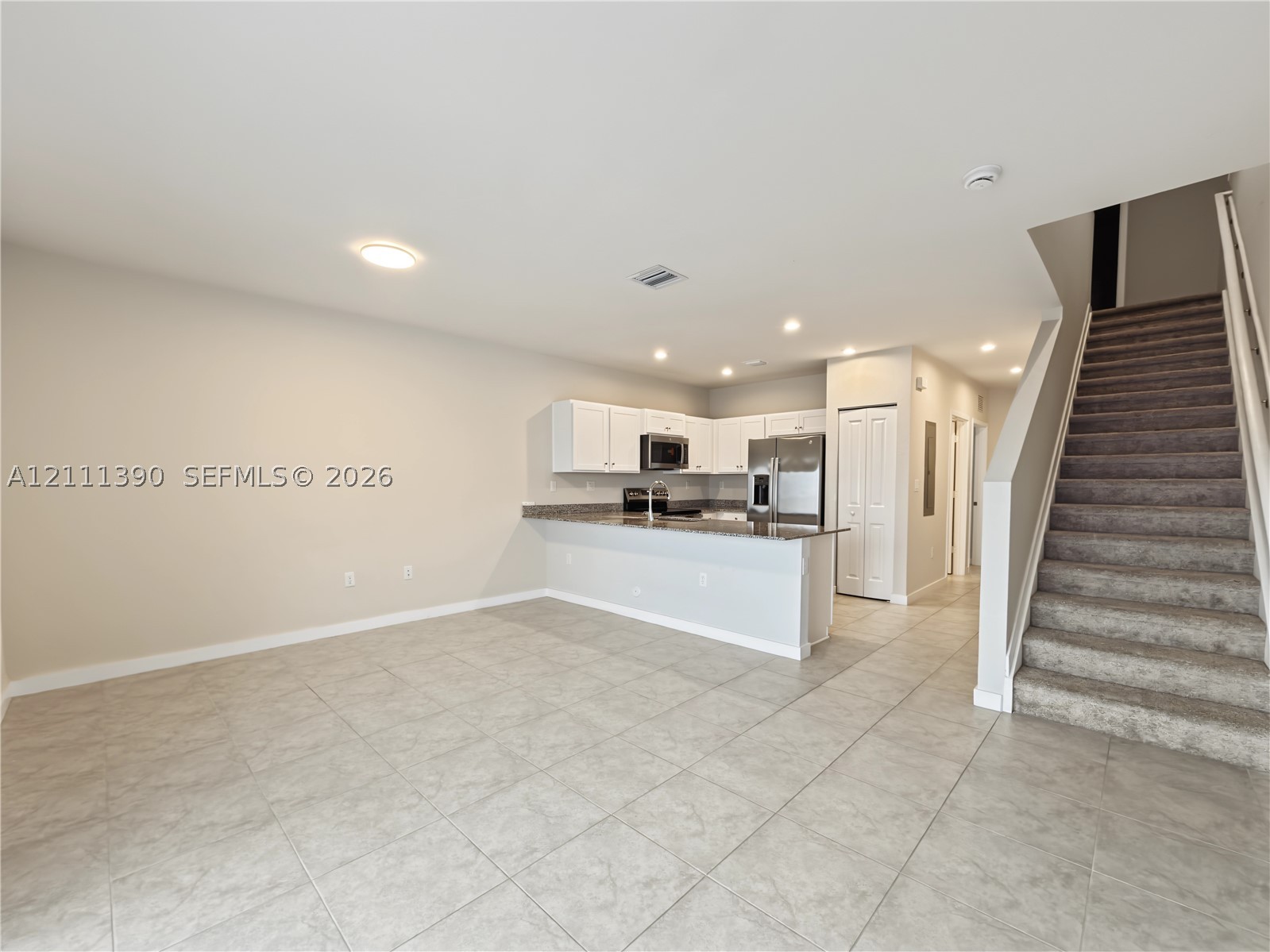 1074 Nw 6th Ter Property Photo 13