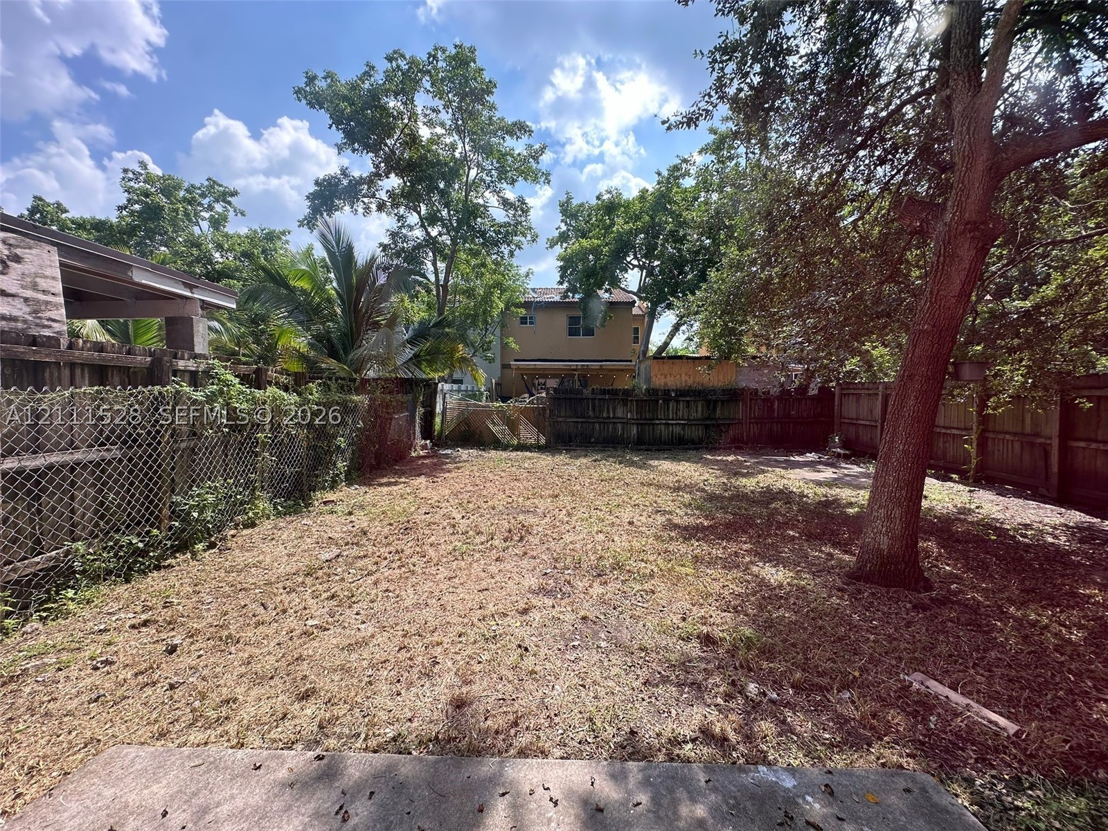 845 Sw 6th Pl Property Photo 16