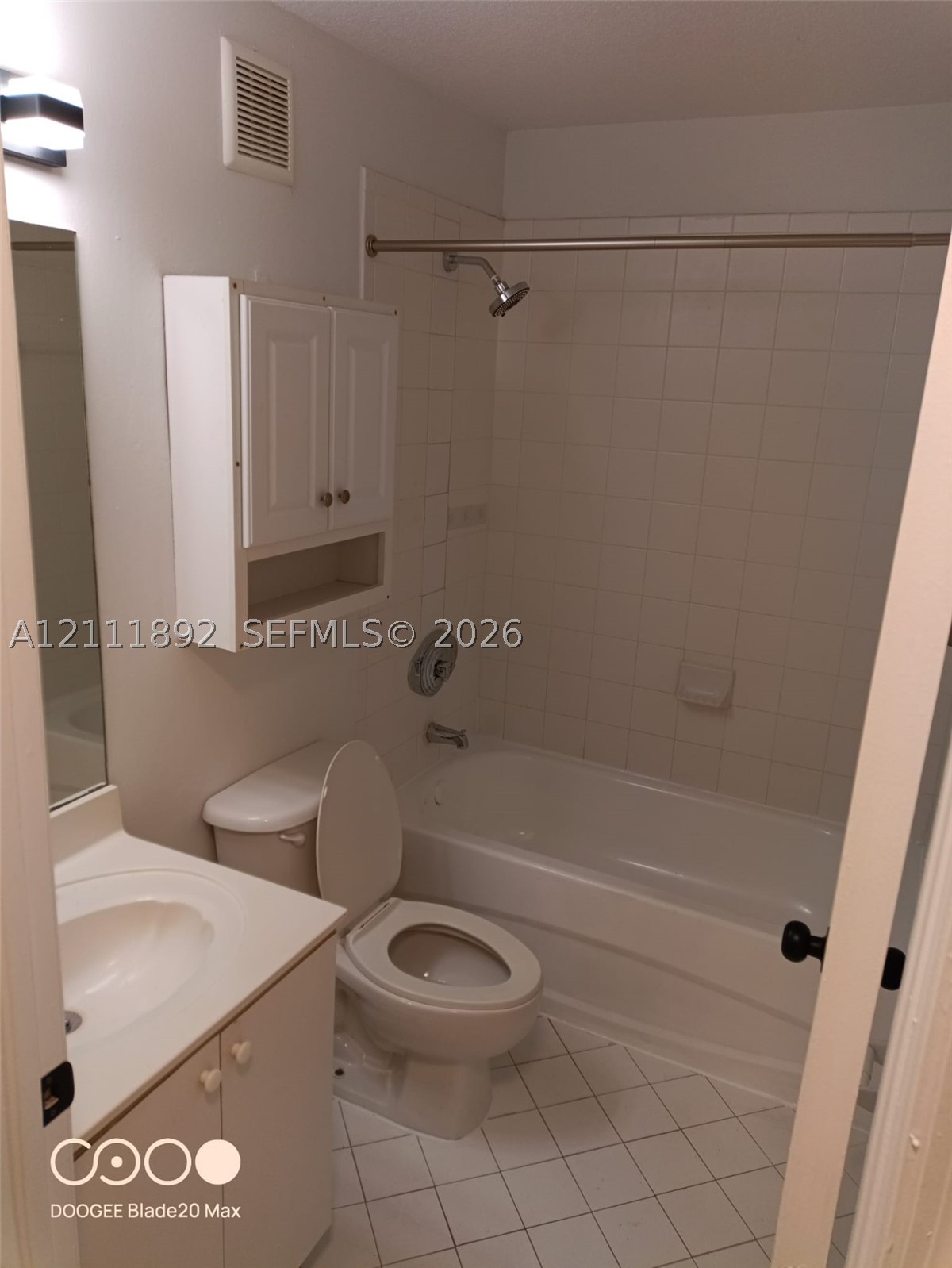 2910 Se 12th Rd 203-29 Property Photo 6