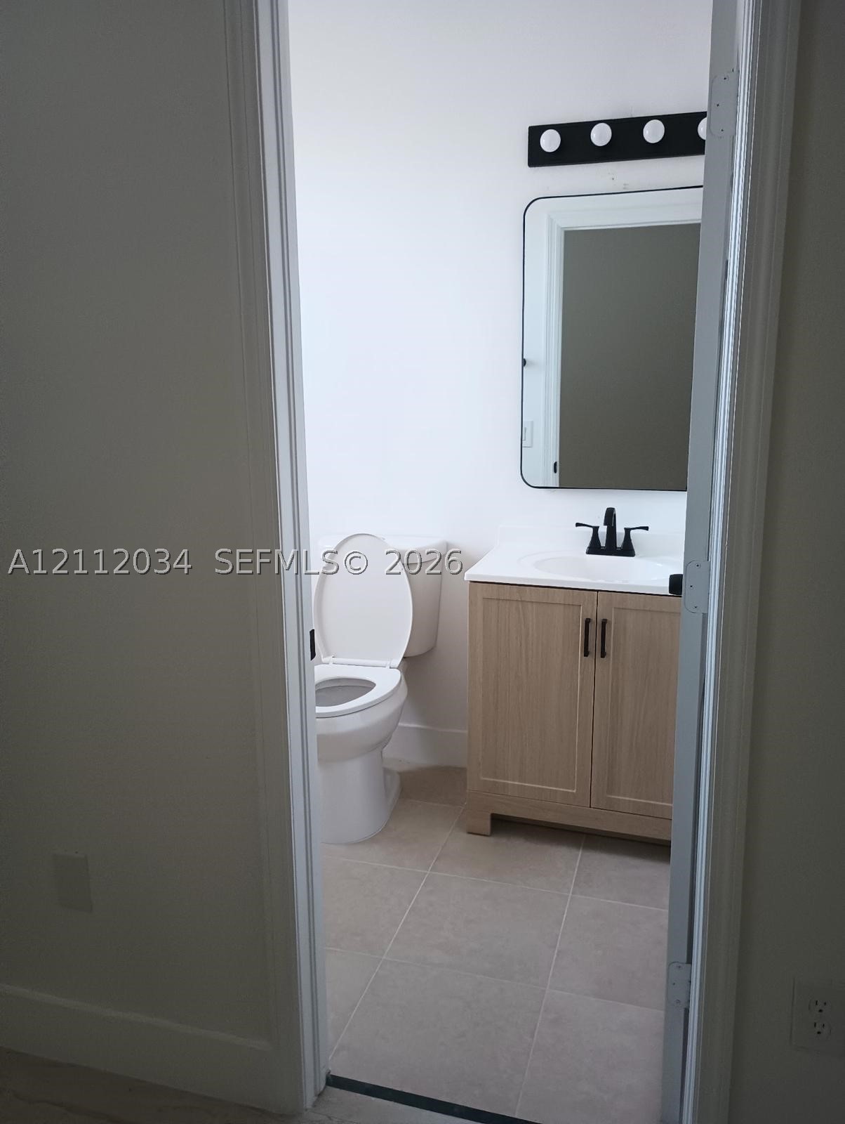 2928 Se 2nd St 7 Property Photo 7