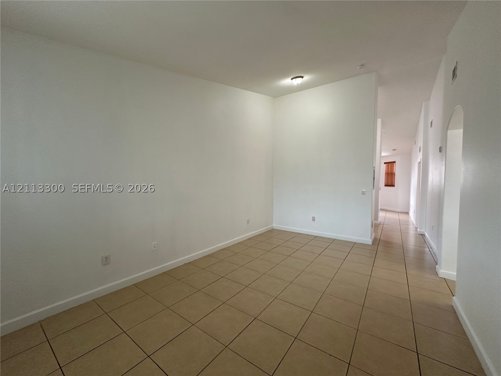1661 Se 29th Ct 201 Property Photo 2