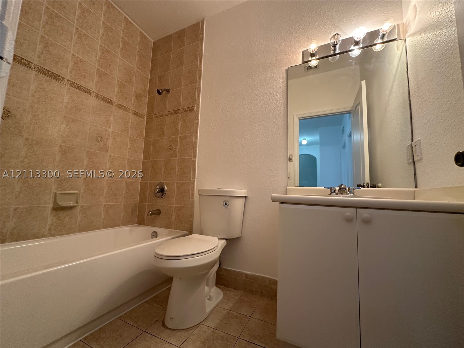 1661 Se 29th Ct 201 Property Photo 19