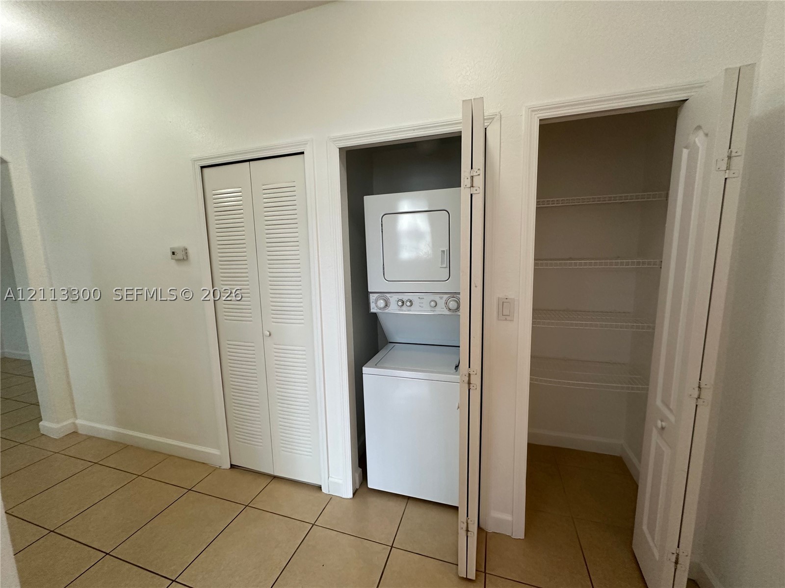1661 Se 29th Ct 201 Property Photo 22