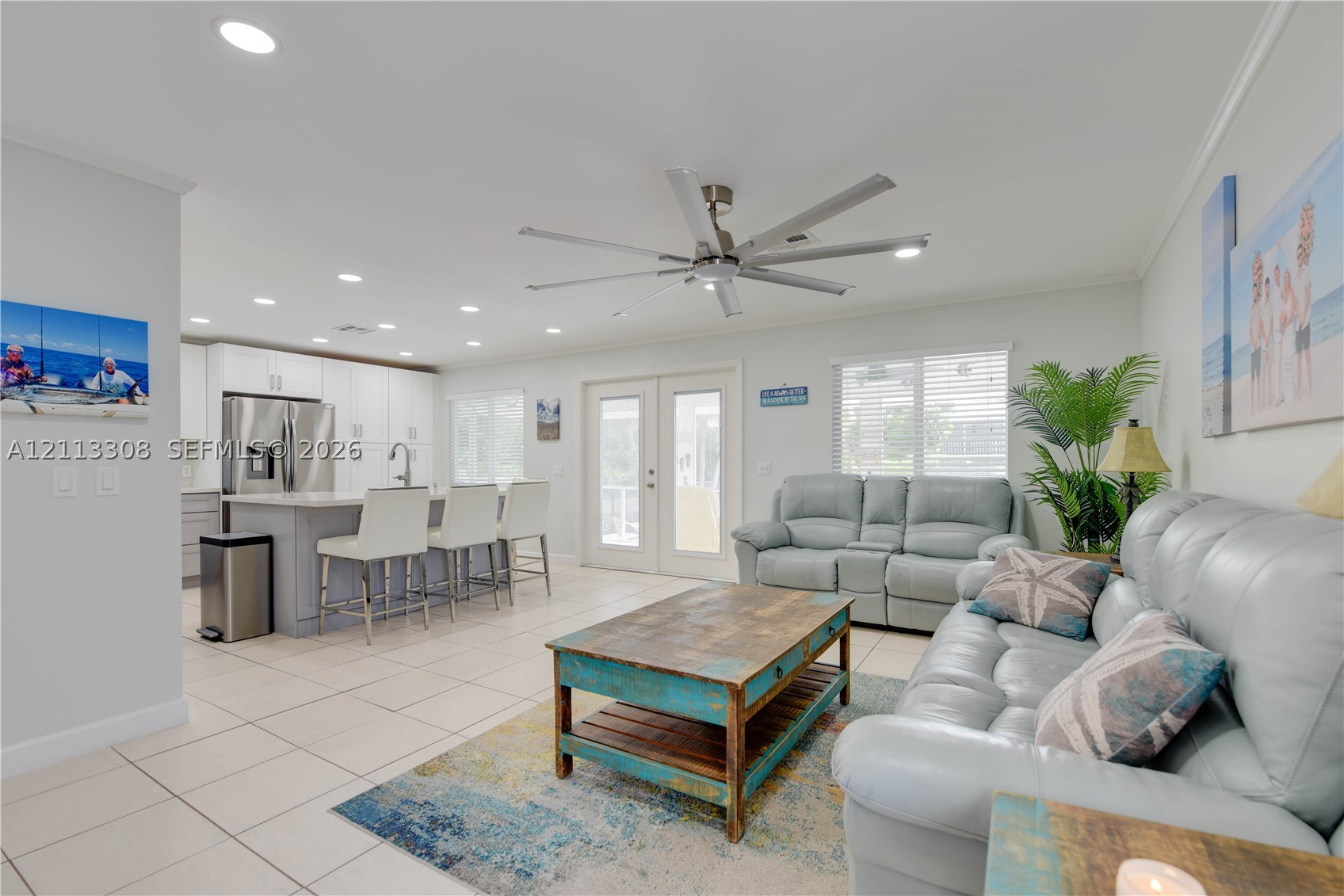1669 Lantana Ln Property Photo 1