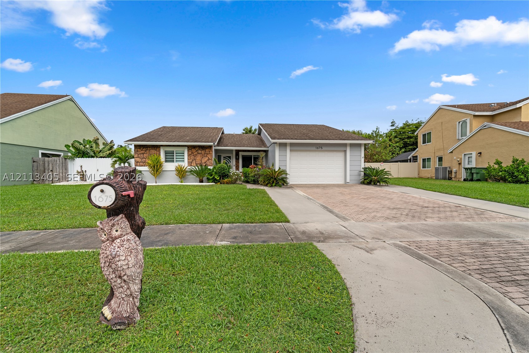 1675 S Goldeneye Ln Property Photo 1