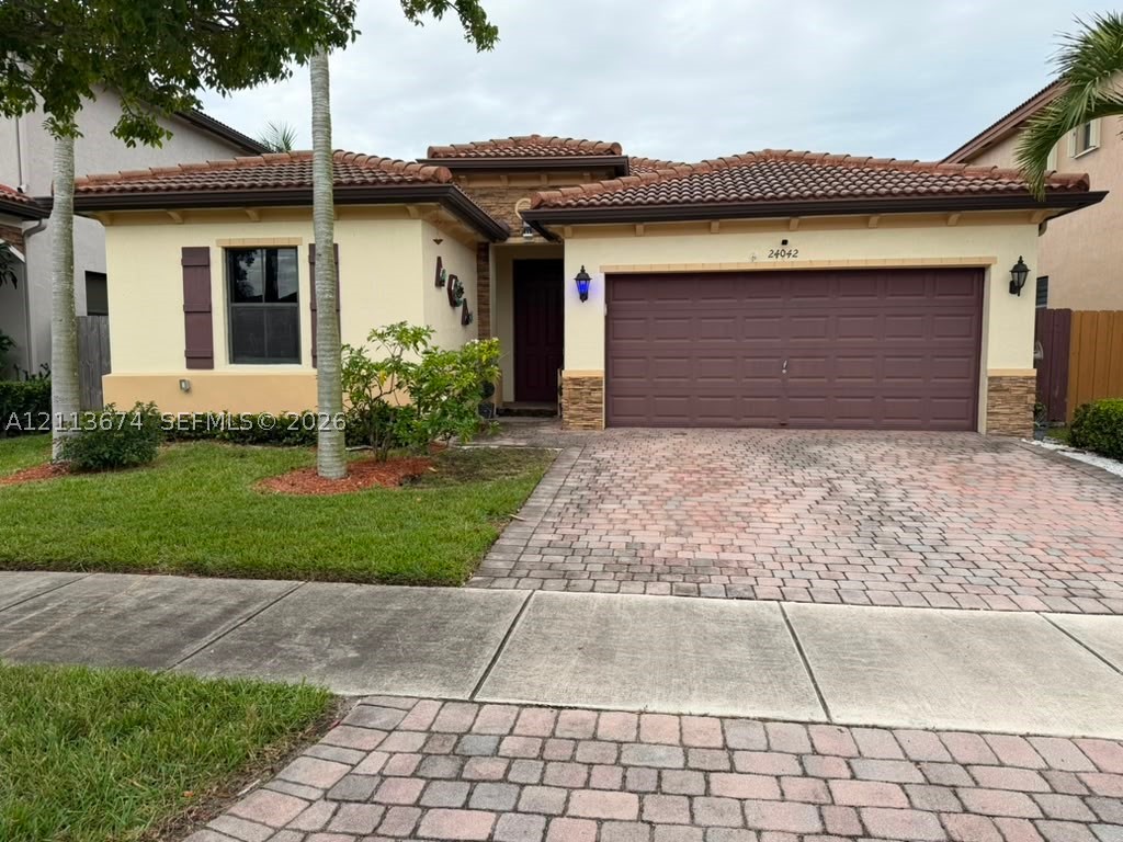 24042 Sw 114th Pl Property Photo 1