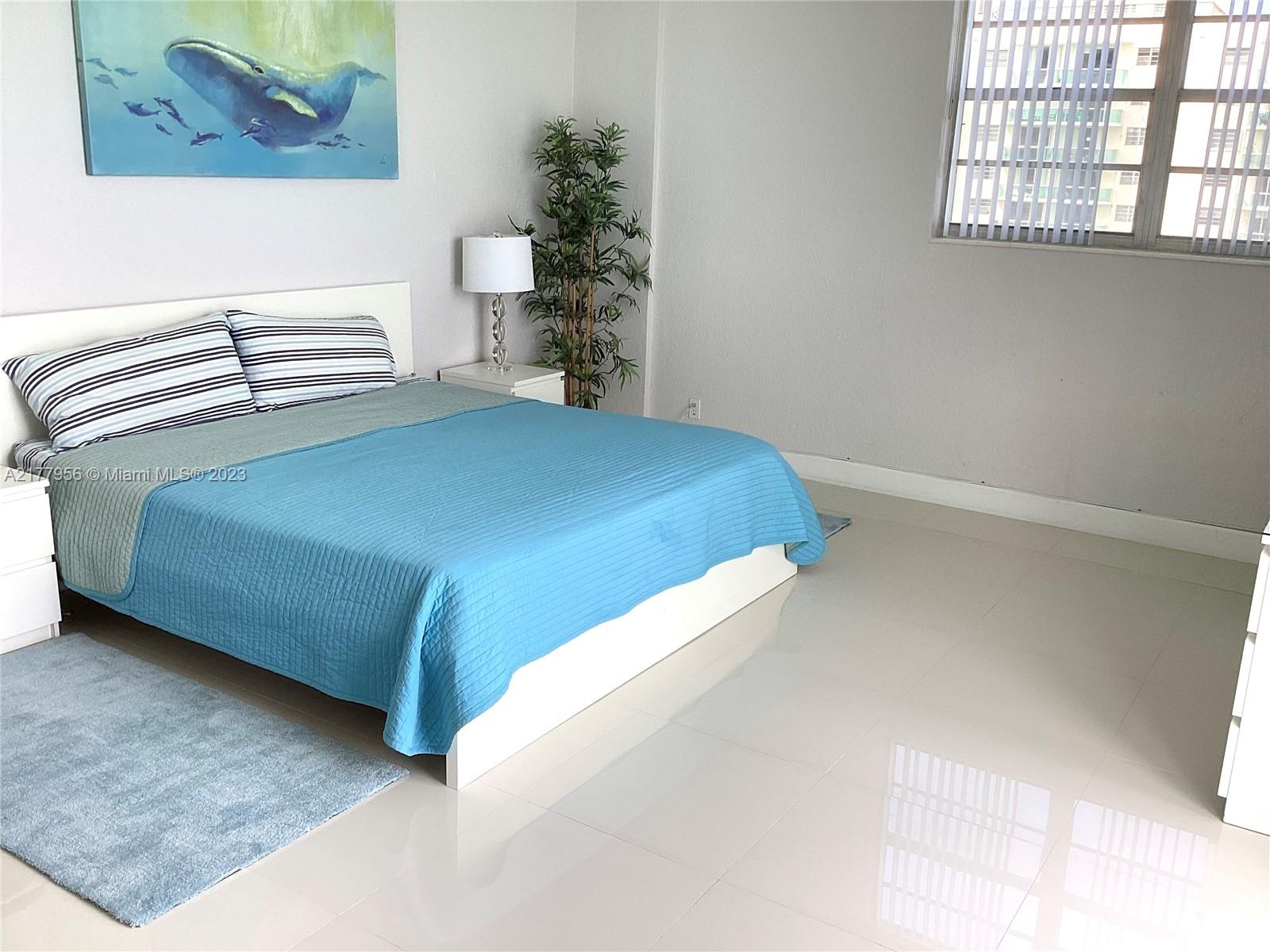 3901 S Ocean Dr 12e Property Photo 6