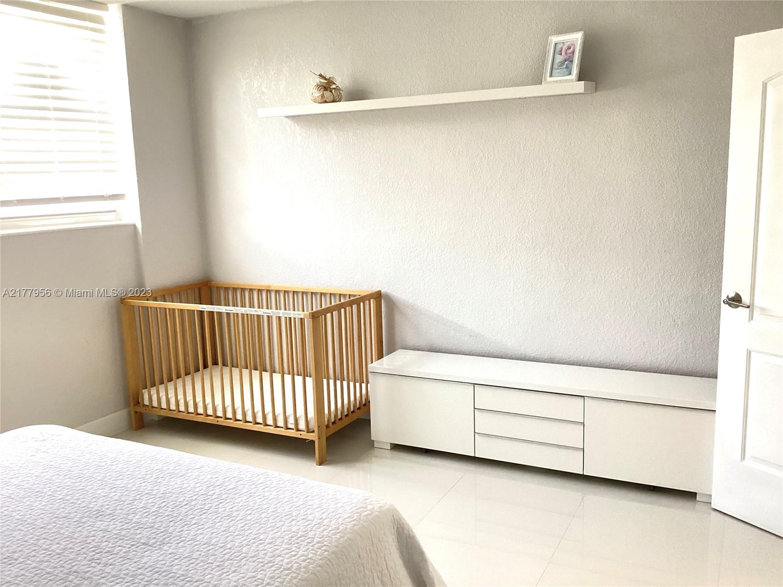 3901 S Ocean Dr 12e Property Photo 20