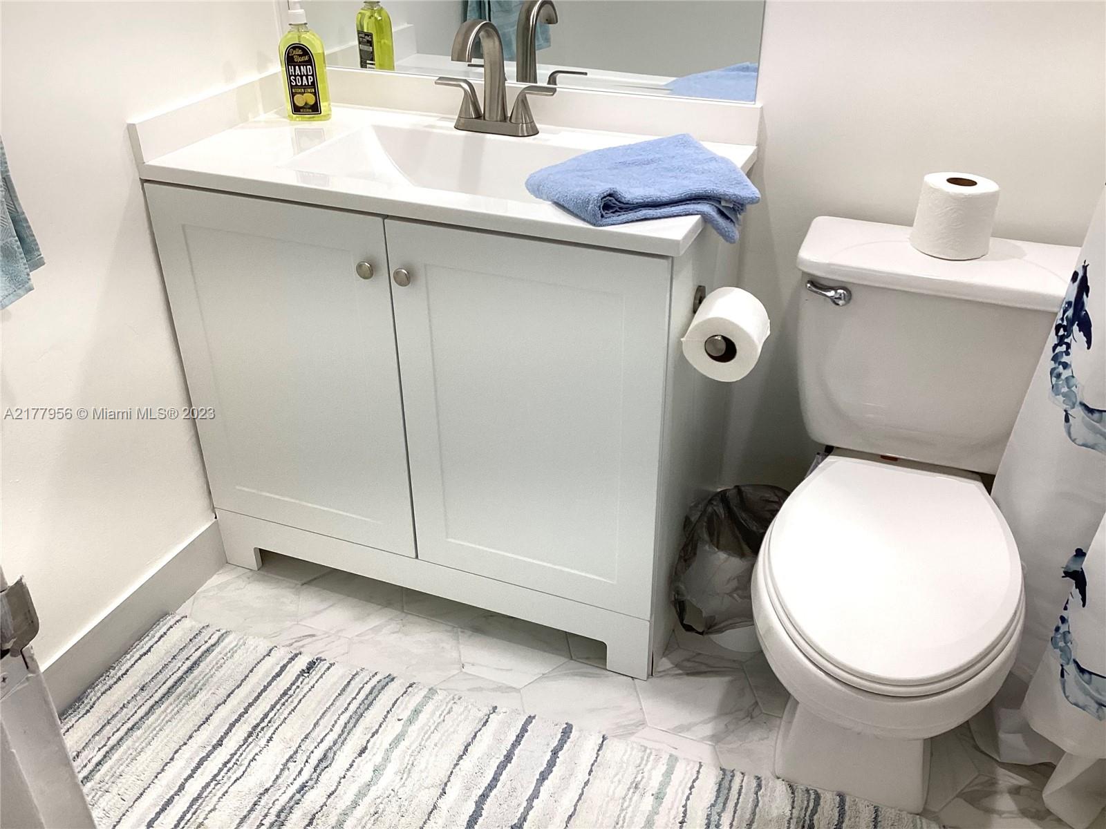 3901 S Ocean Dr 12e Property Photo 21