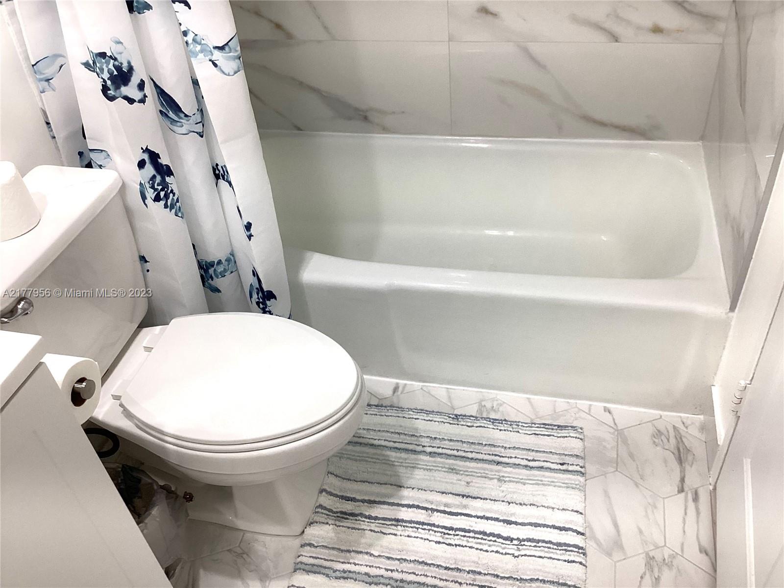 3901 S Ocean Dr 12e Property Photo 23