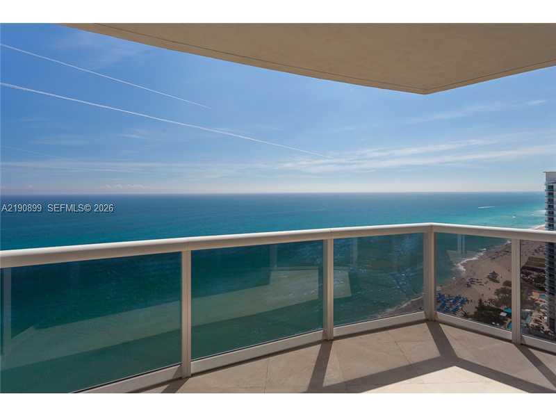 18911 Collins Ave 2705 Property Photo 2