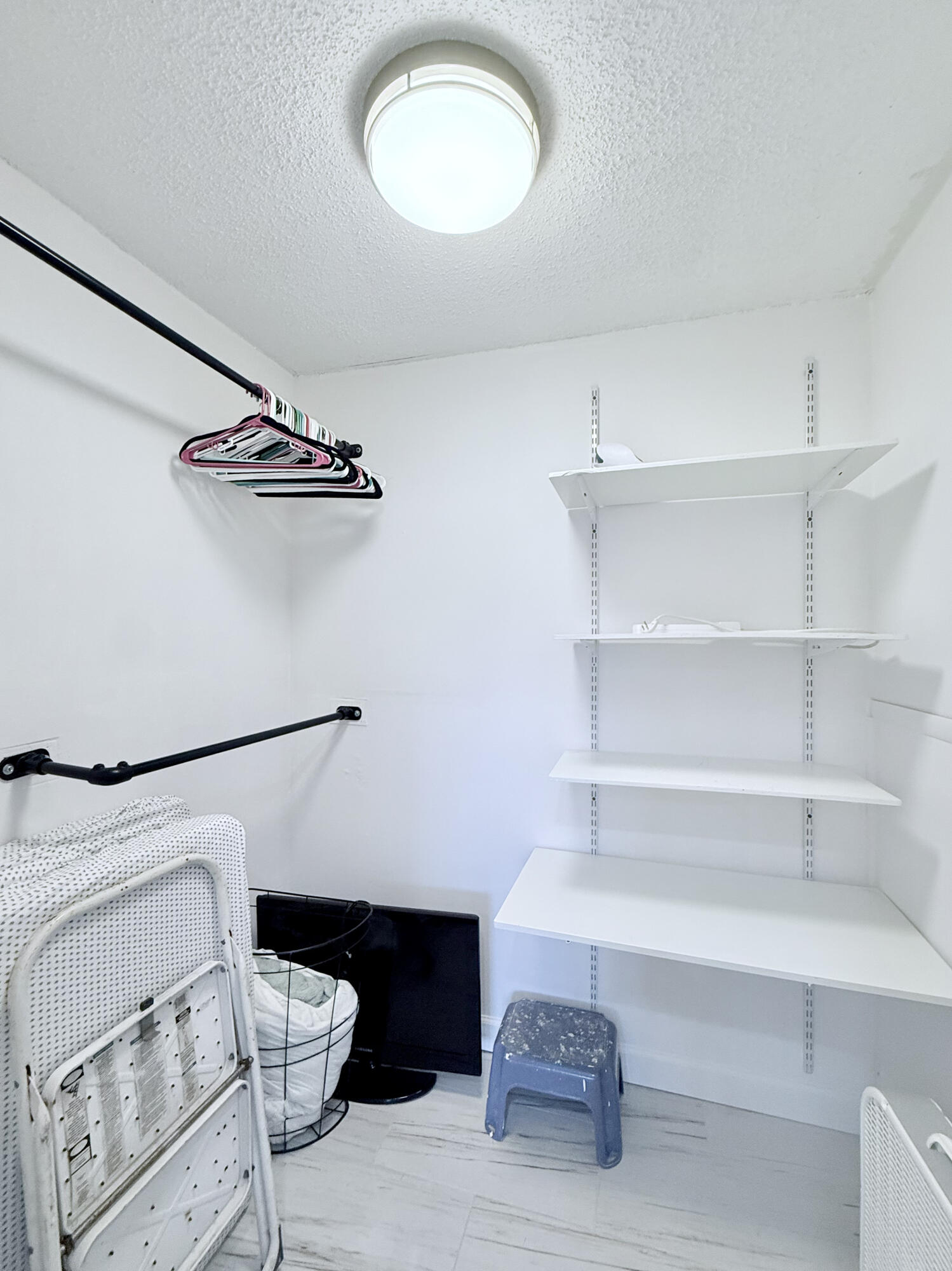 2424 N Federal Highway 407 Property Photo 15