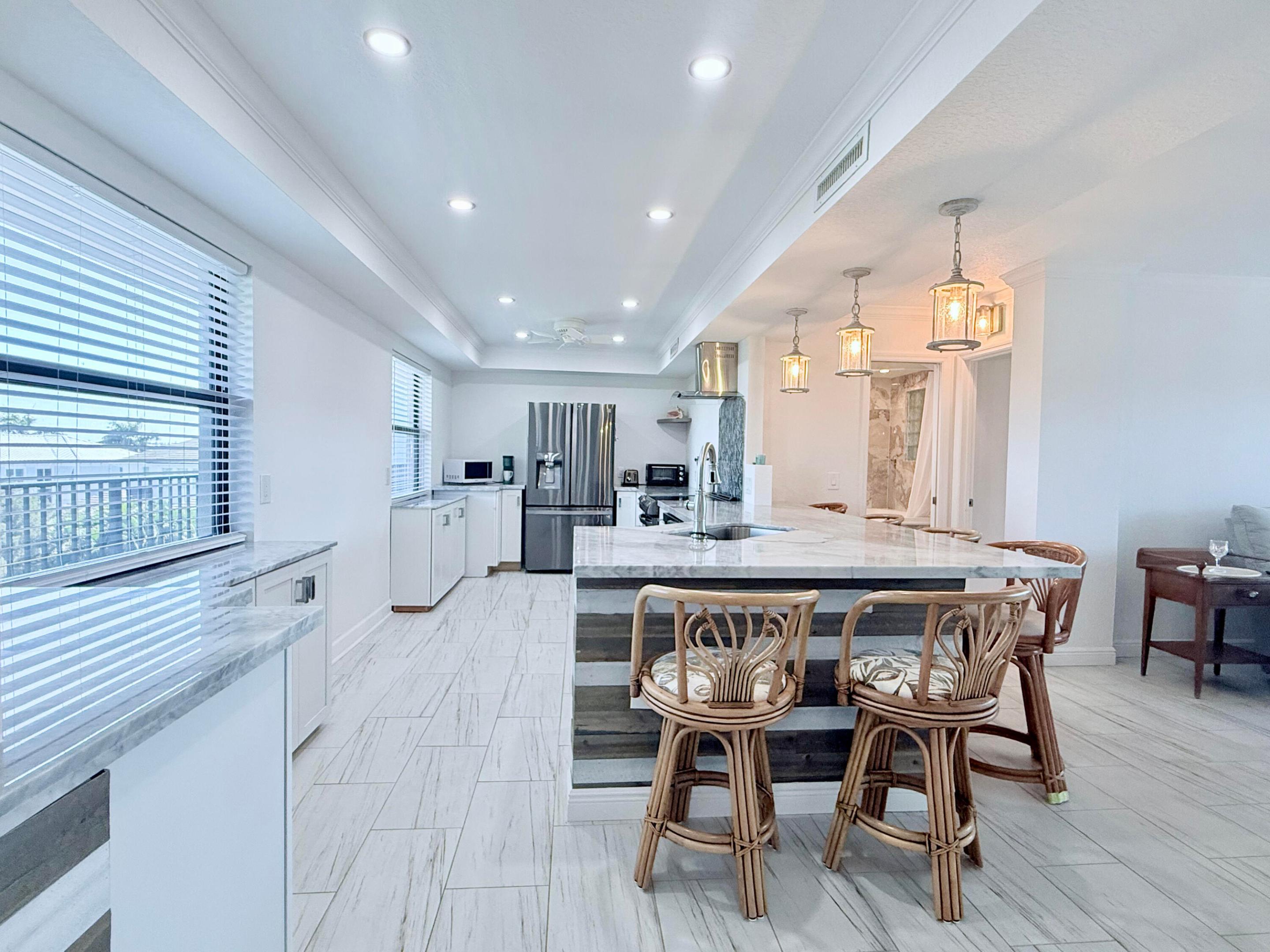 2424 N Federal Highway 407 Property Photo 23