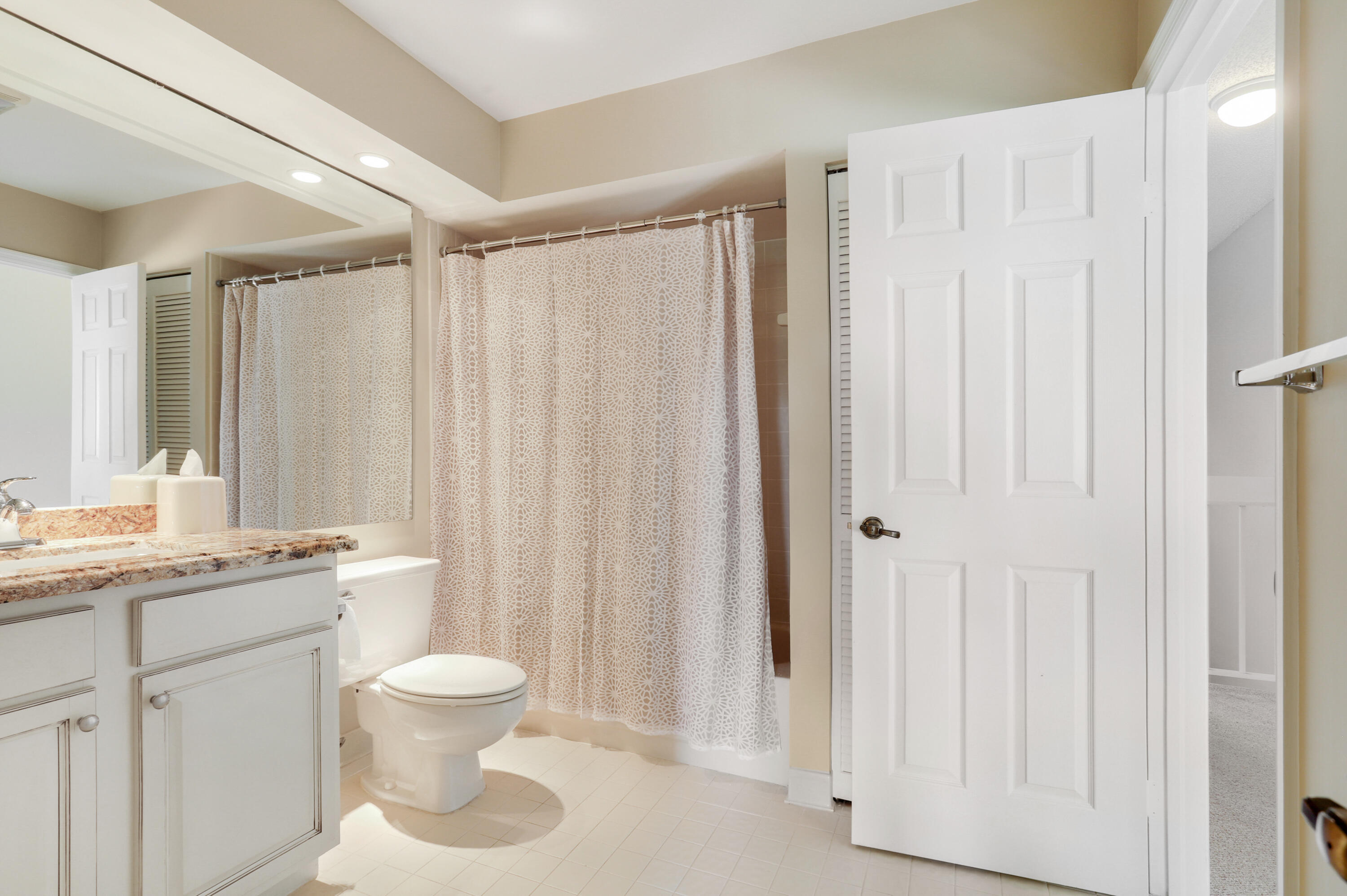 856 Windermere Way Property Photo 16