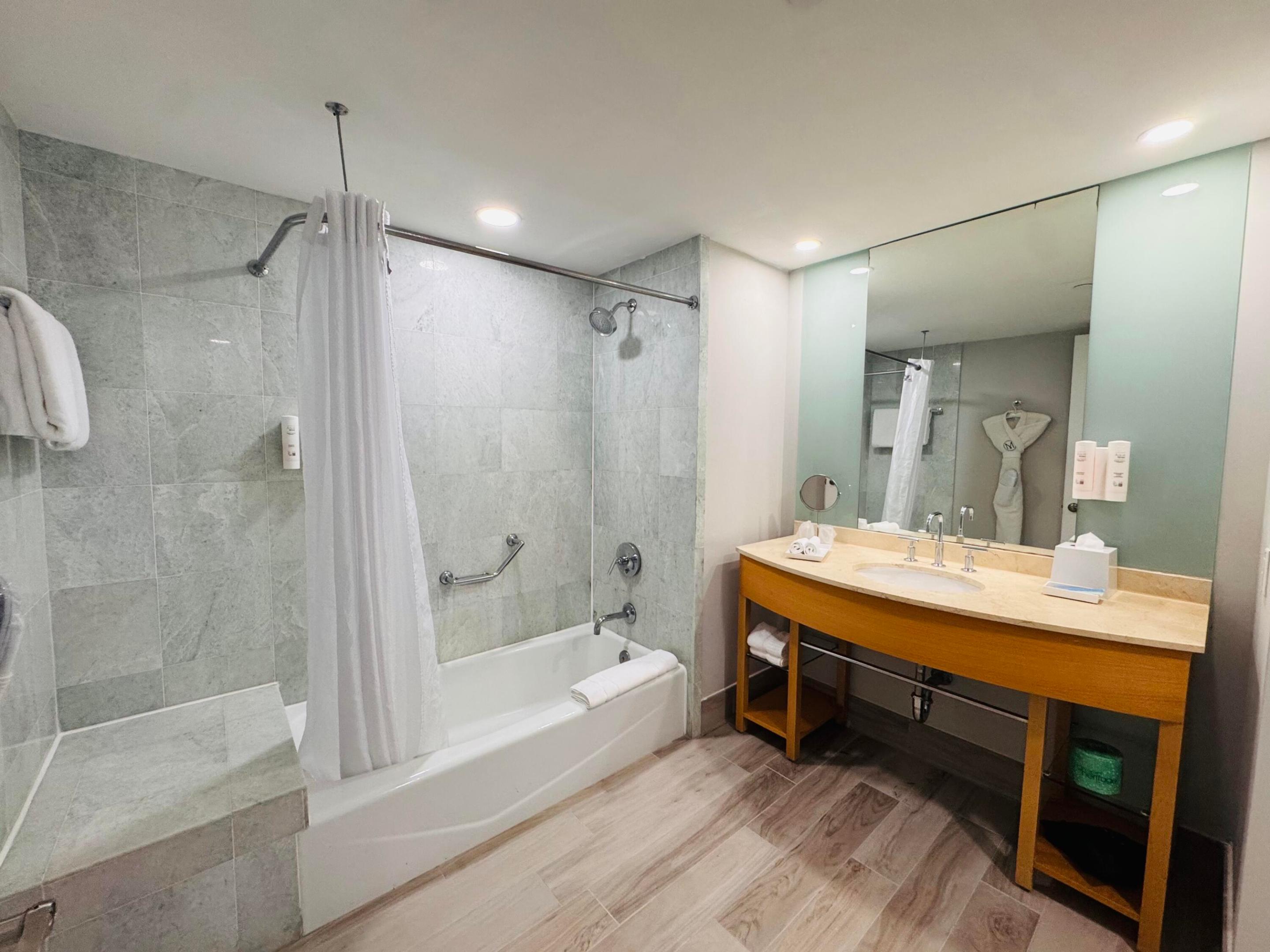 18683 Collins Avenue 2303 Property Photo 16