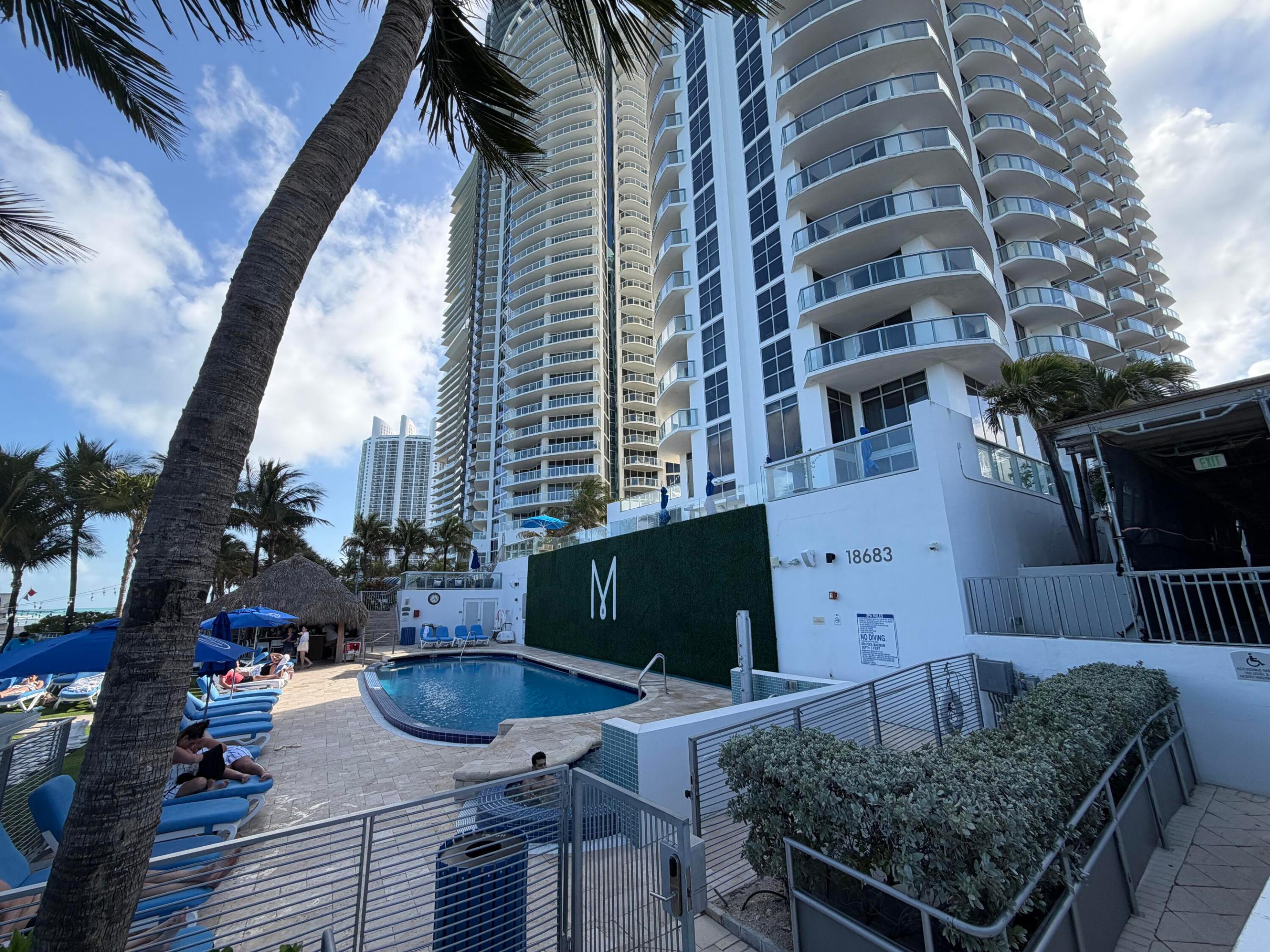 18683 Collins Avenue 2303 Property Photo 32
