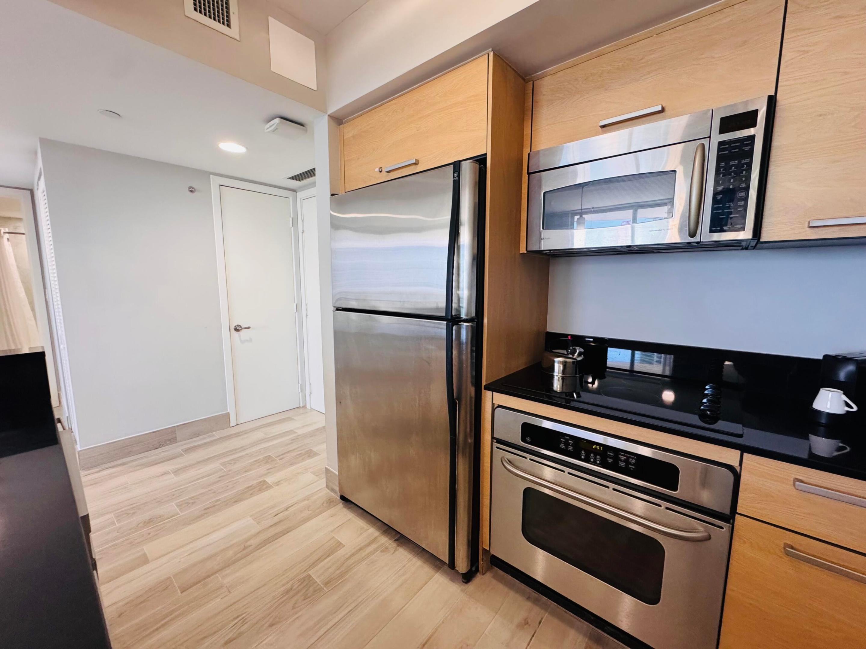 18683 Collins Avenue 2303 Property Photo 38