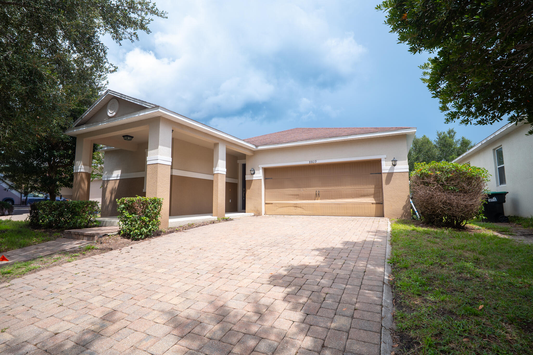 8809 Arrabida Lane Property Photo 1