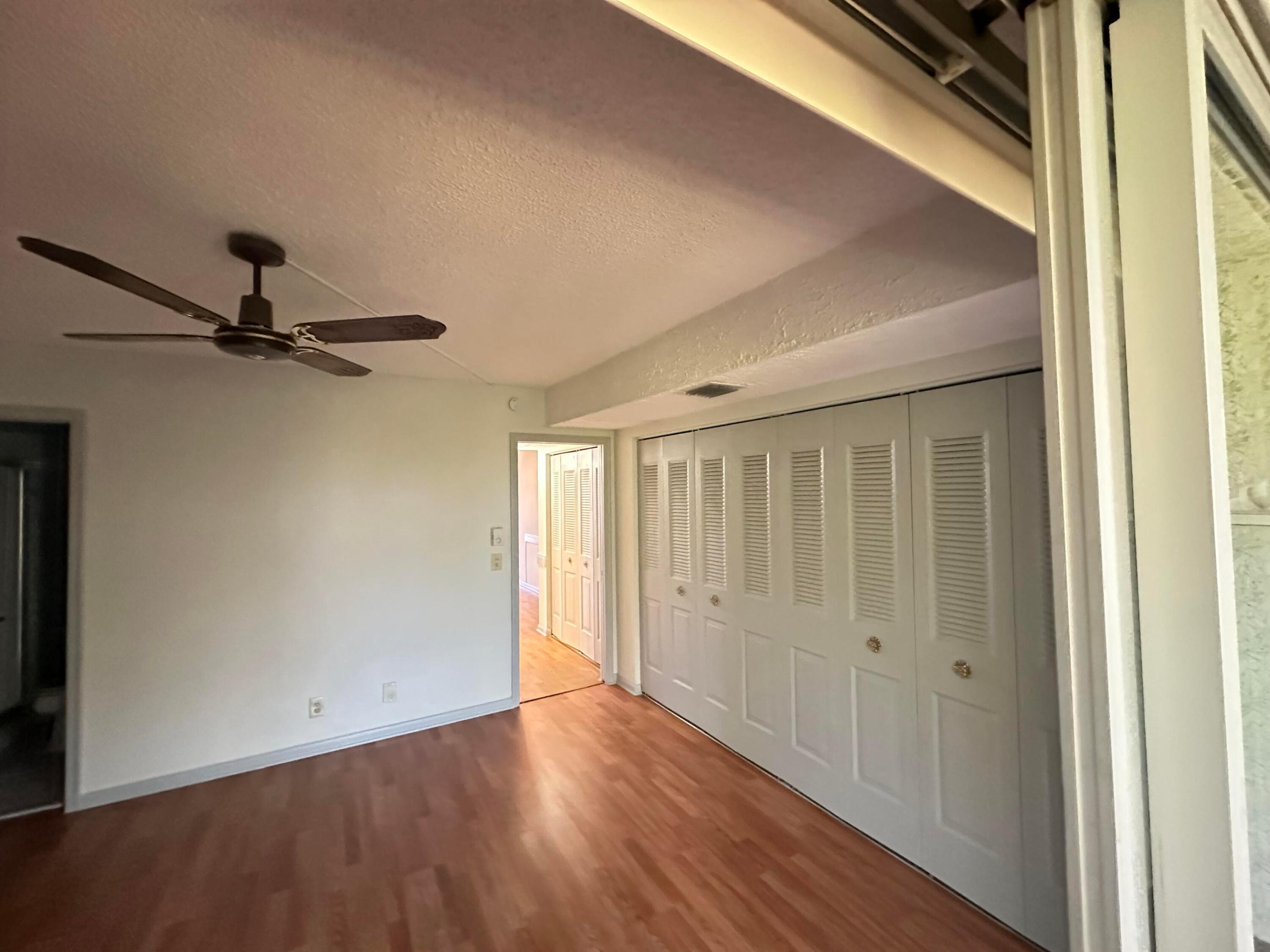 352 Southampton C Property Photo 7
