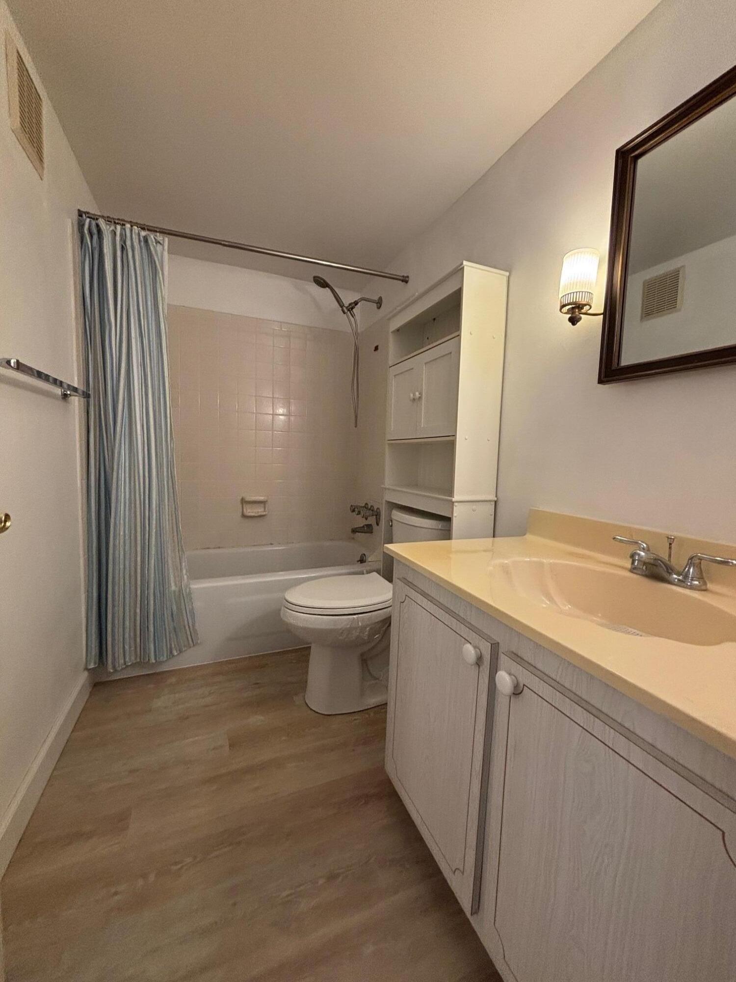2950 Se Ocean Boulevard 7-5 Property Photo 14