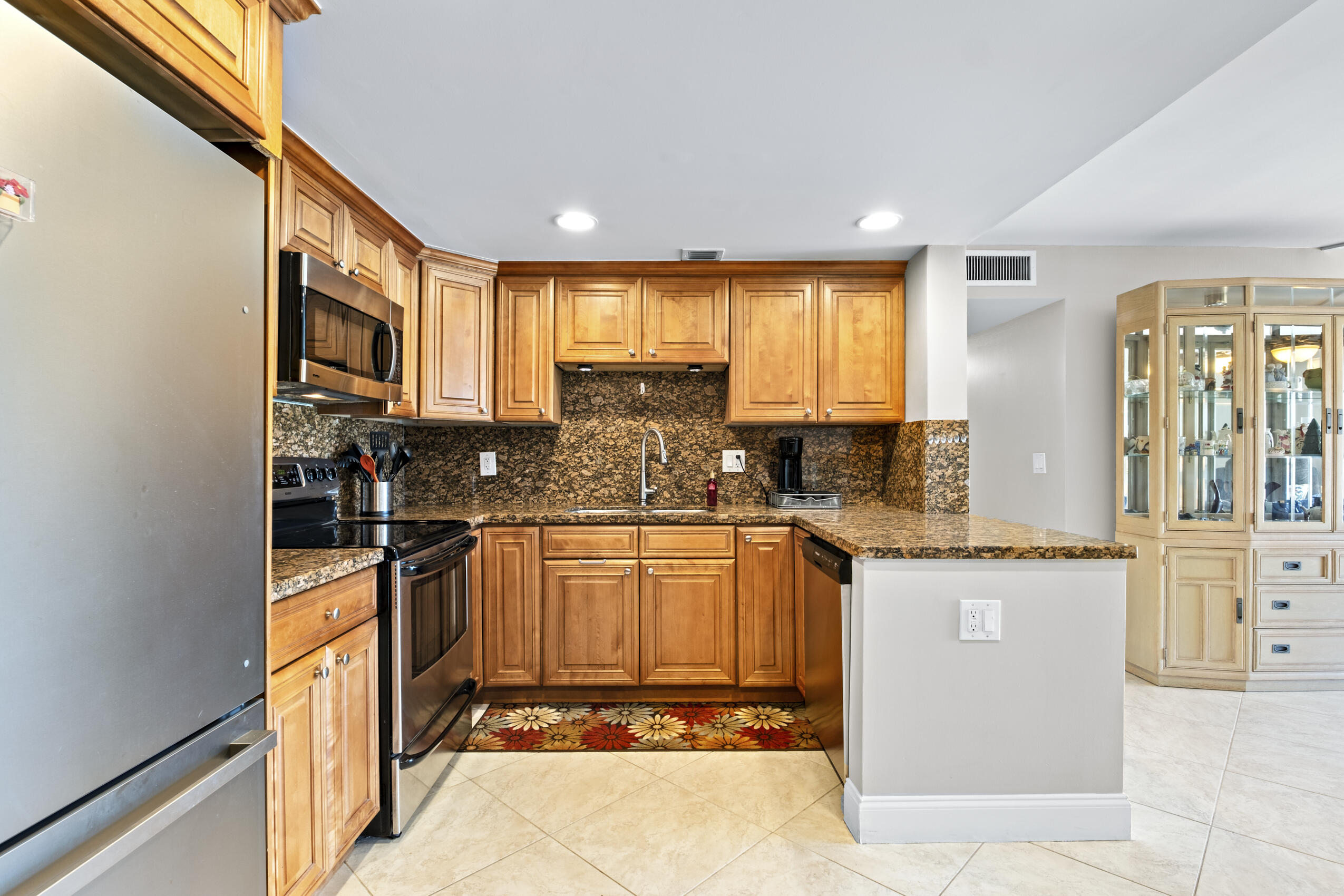 1101 River Reach Drive 308 Property Photo 13