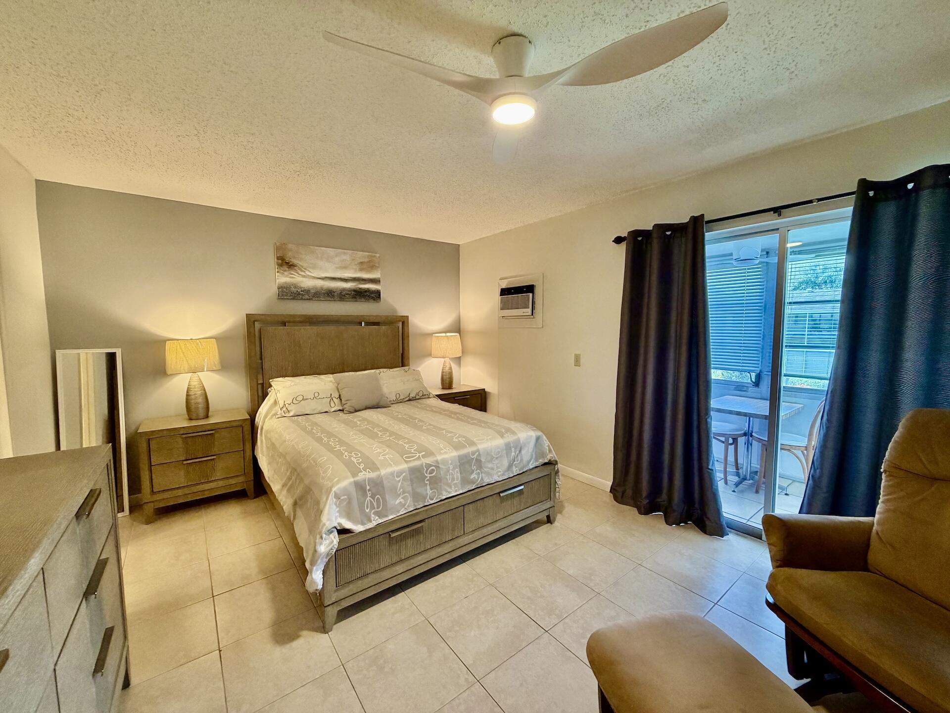 335 Durham J Property Photo 10