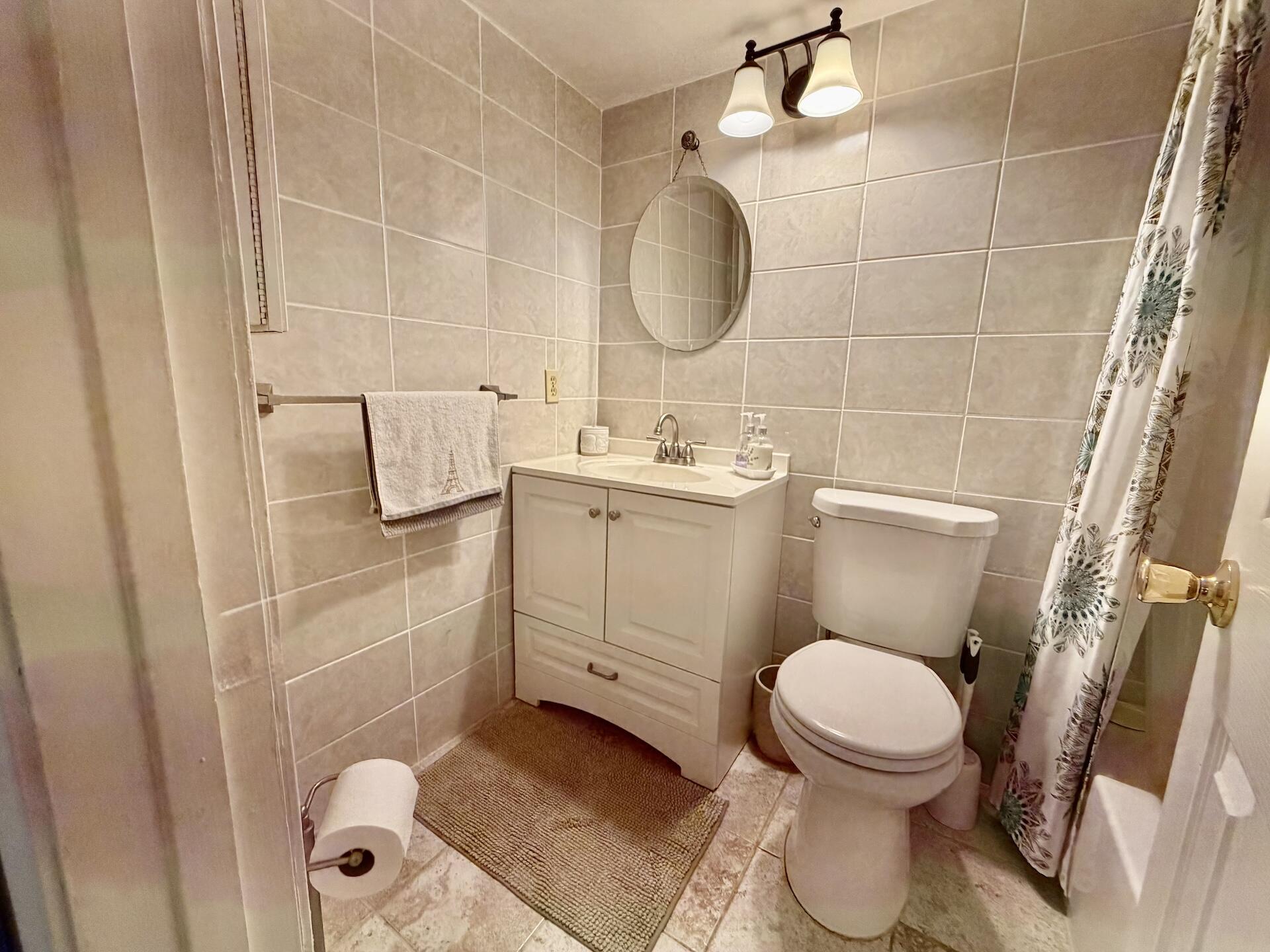 335 Durham J Property Photo 12