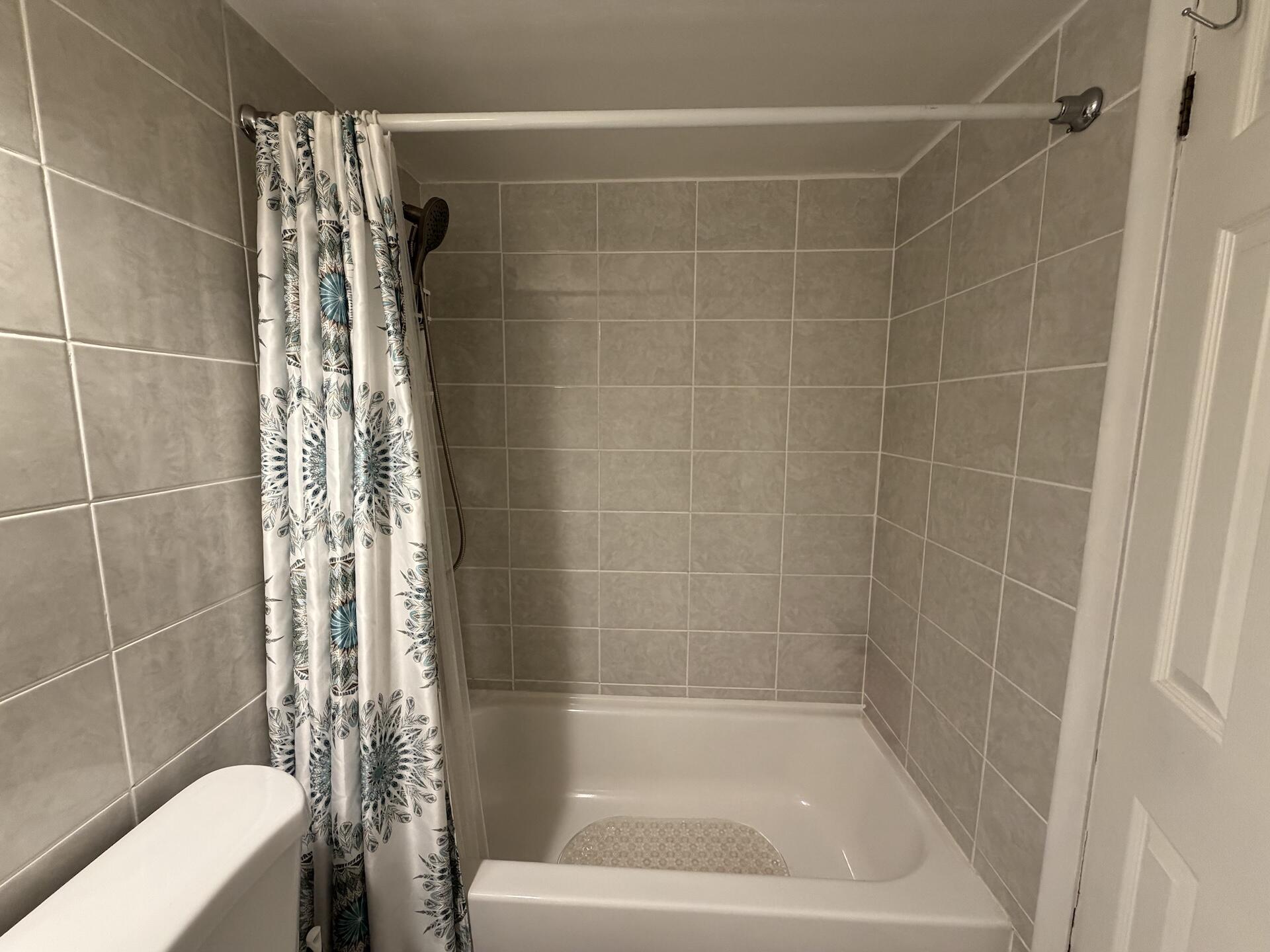335 Durham J Property Photo 13
