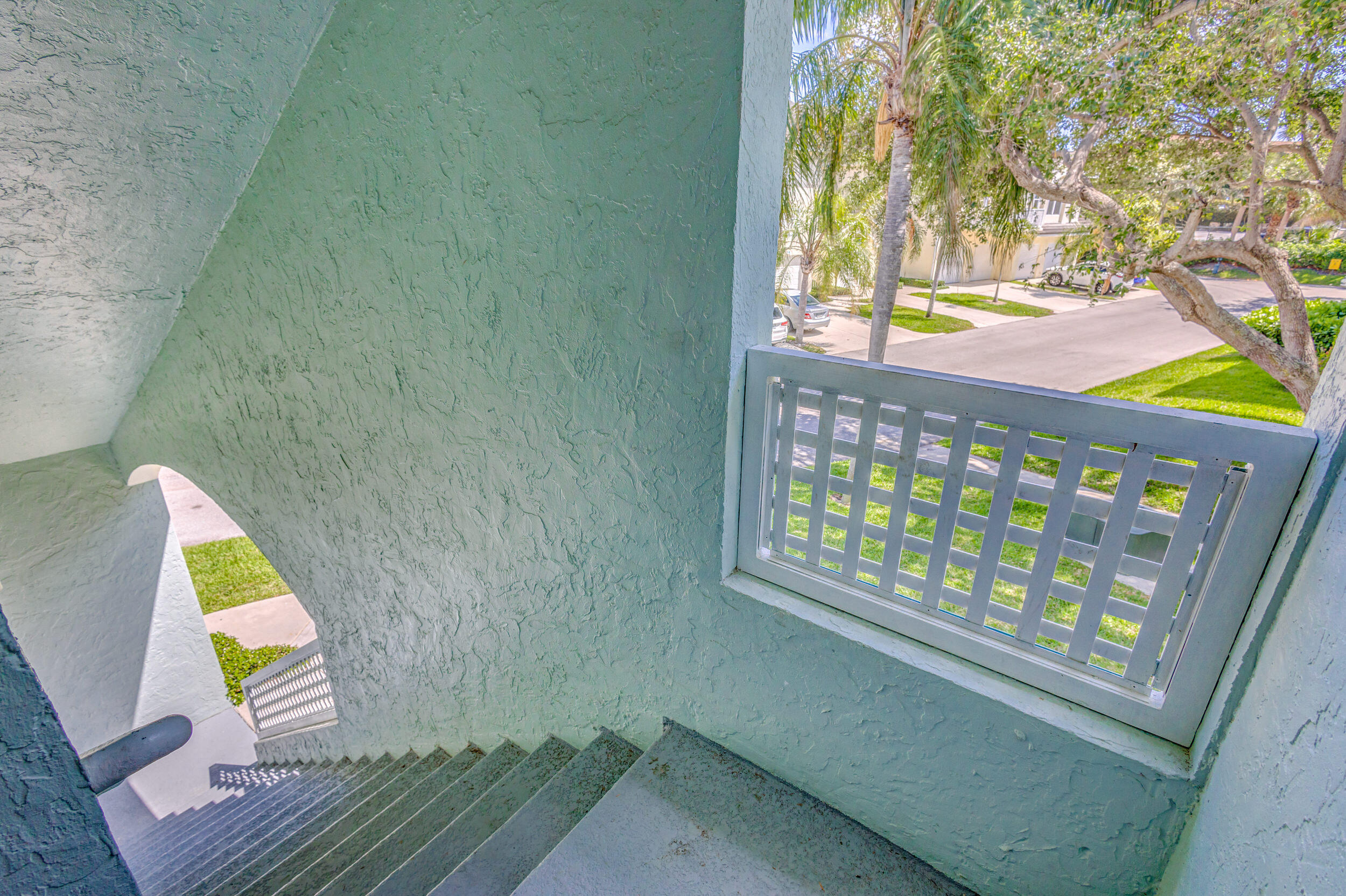 1701 Mizzenmast Way Property Photo 7