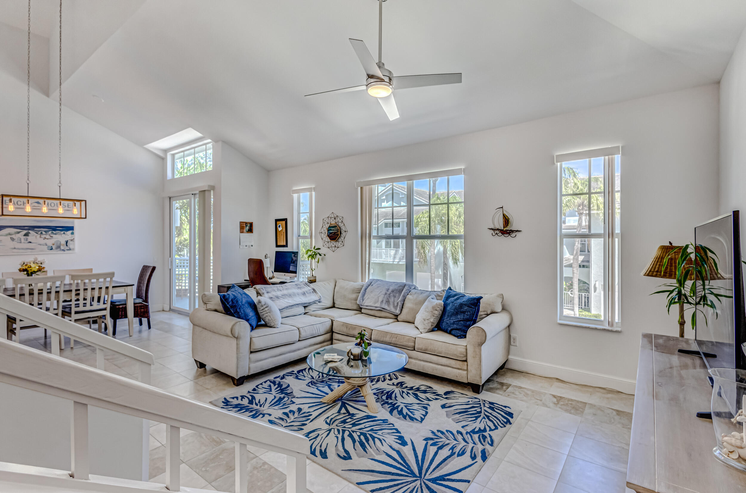 1701 Mizzenmast Way Property Photo 9