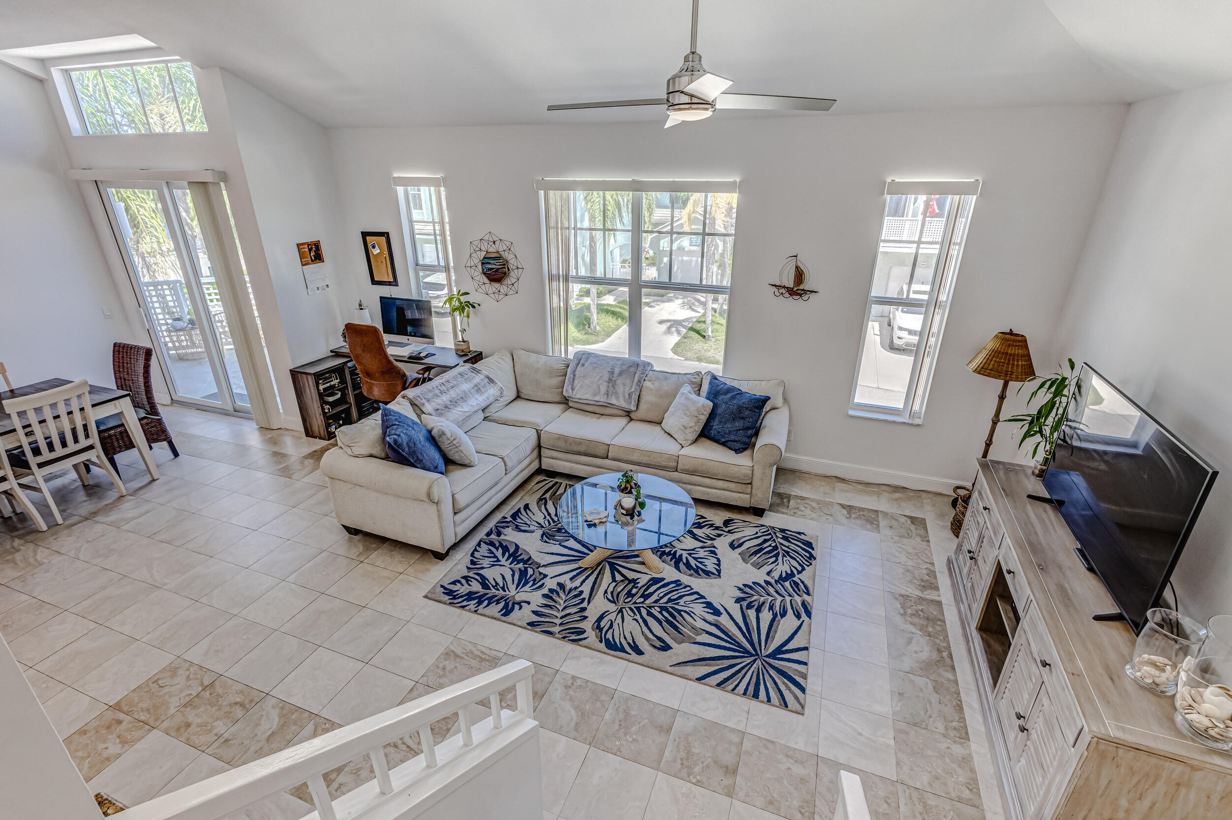 1701 Mizzenmast Way Property Photo 11