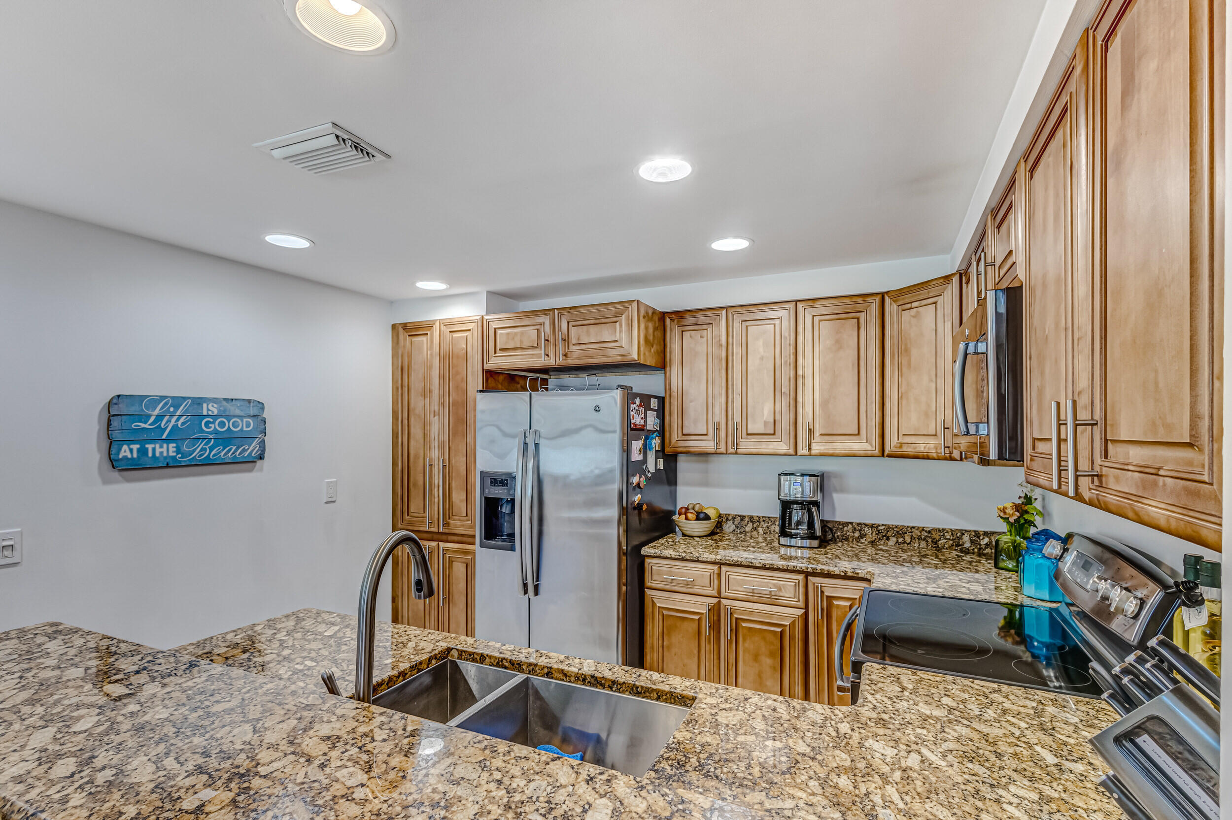 1701 Mizzenmast Way Property Photo 14