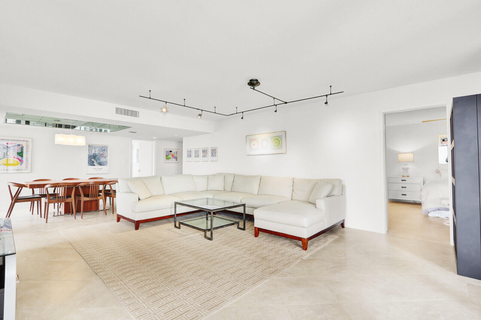 5380 N Ocean Drive 18a Property Photo 5