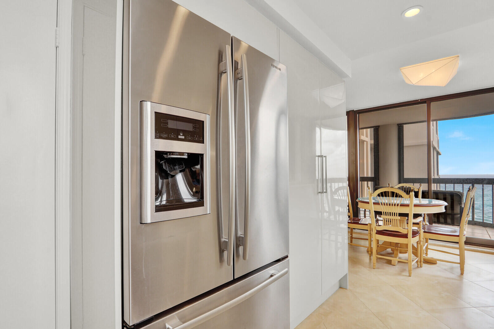5380 N Ocean Drive 18a Property Photo 14