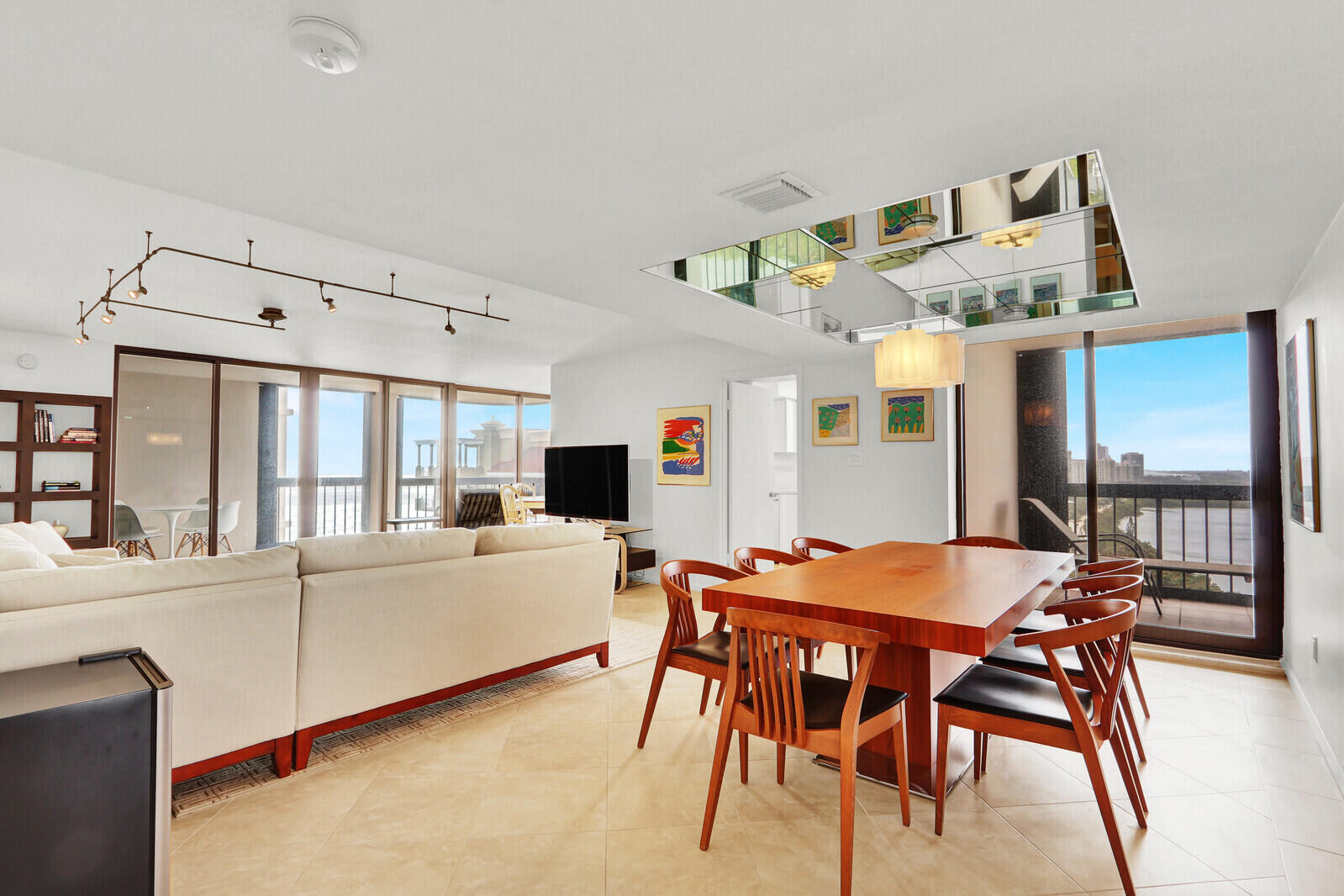 5380 N Ocean Drive 18a Property Photo 16