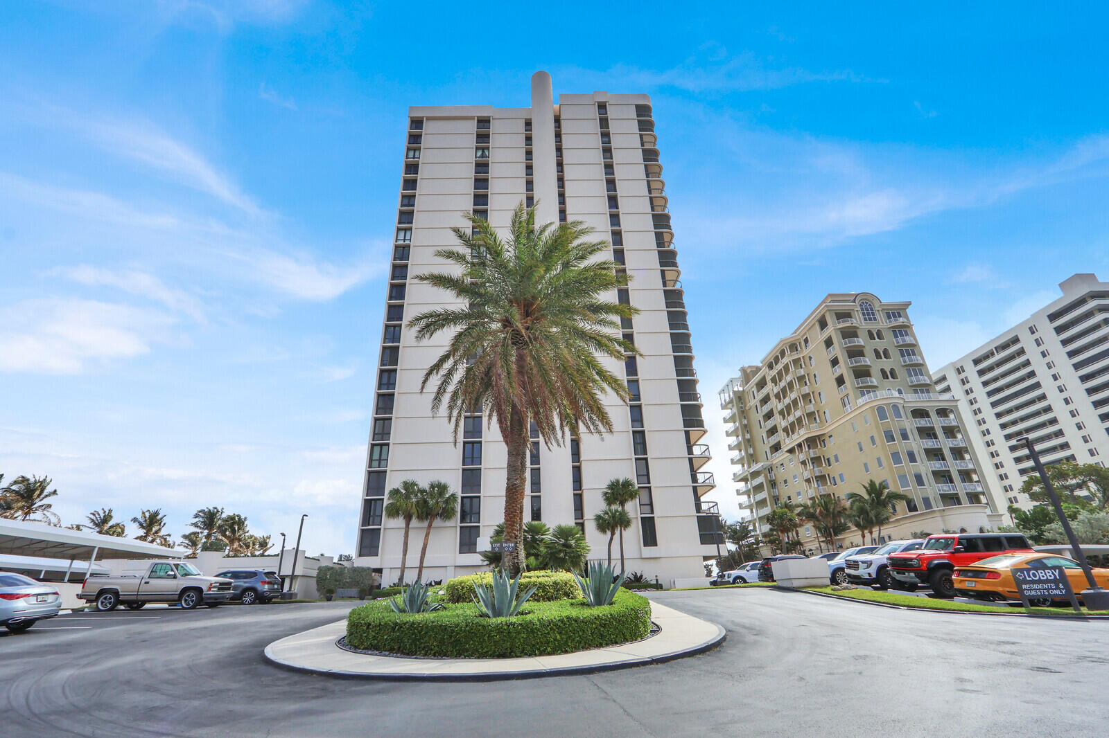 5380 N Ocean Drive 18a Property Photo 46