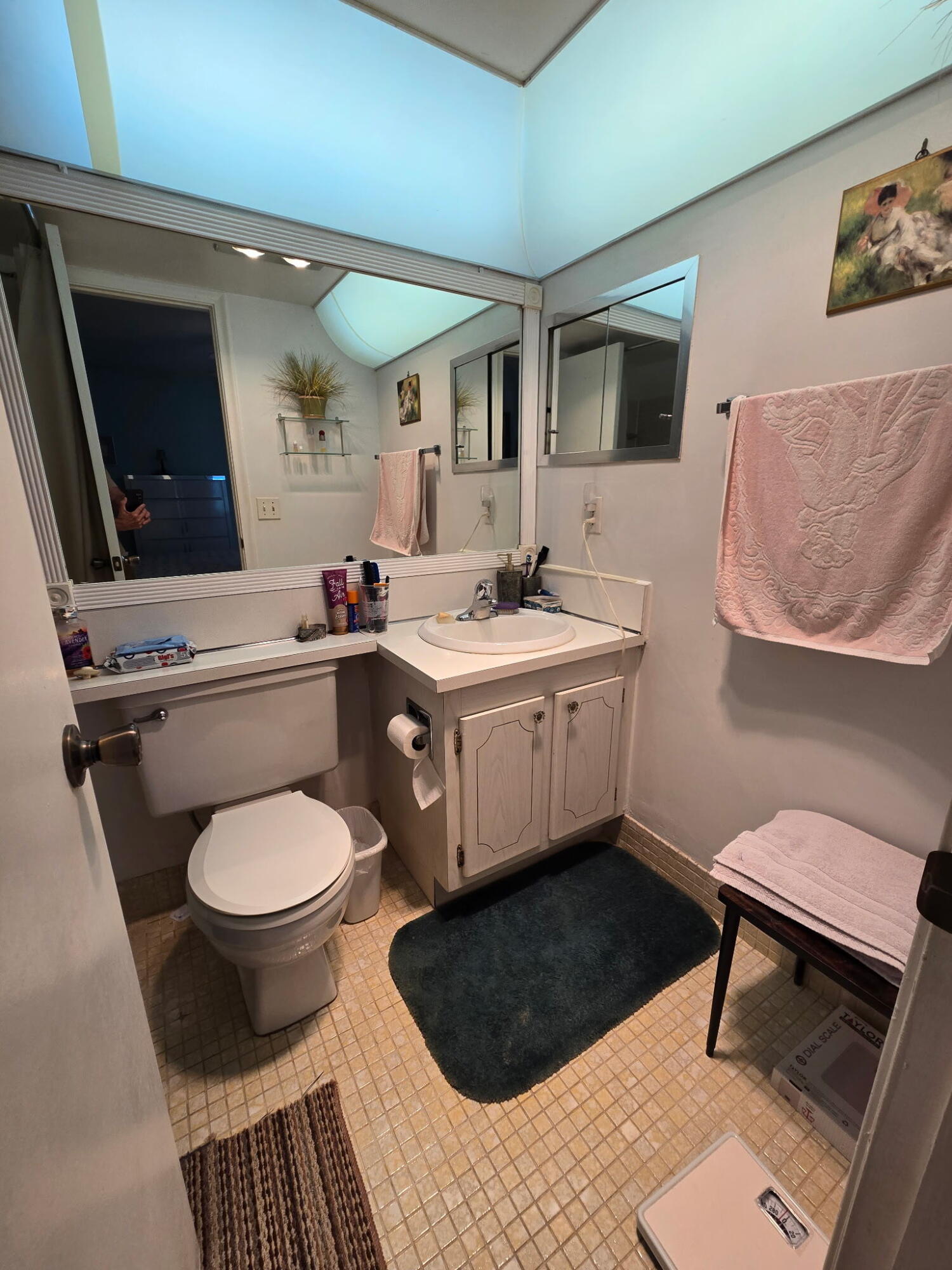 1010 Berkshire A Property Photo 11