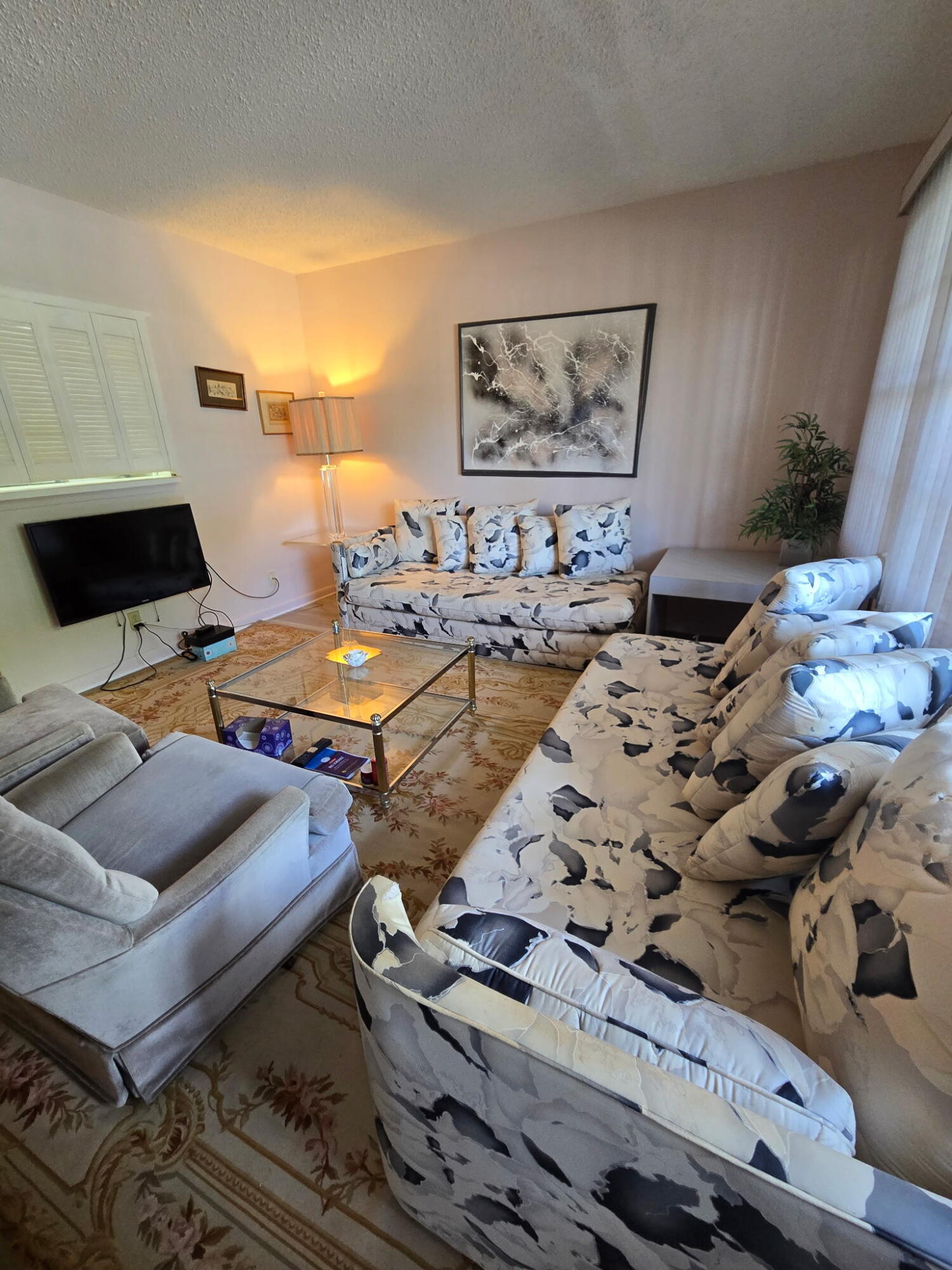 1010 Berkshire A Property Photo 23