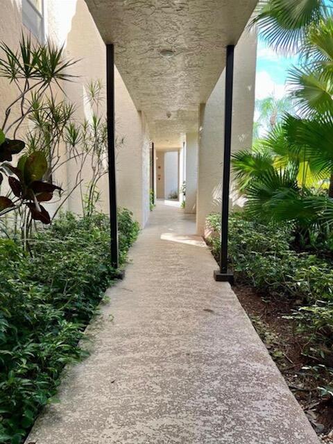 7472 La Paz Boulevard 103 Property Photo 3
