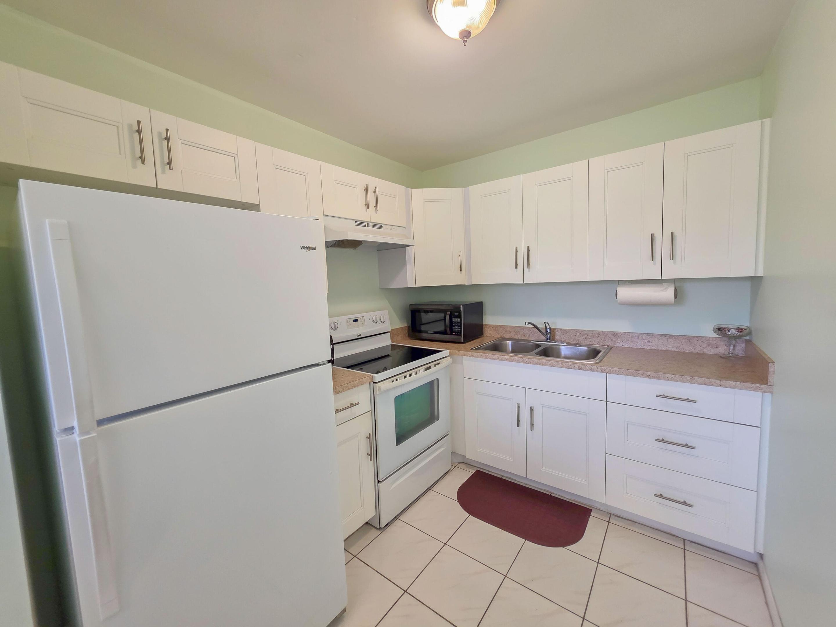 291 Norwich M Property Photo 3