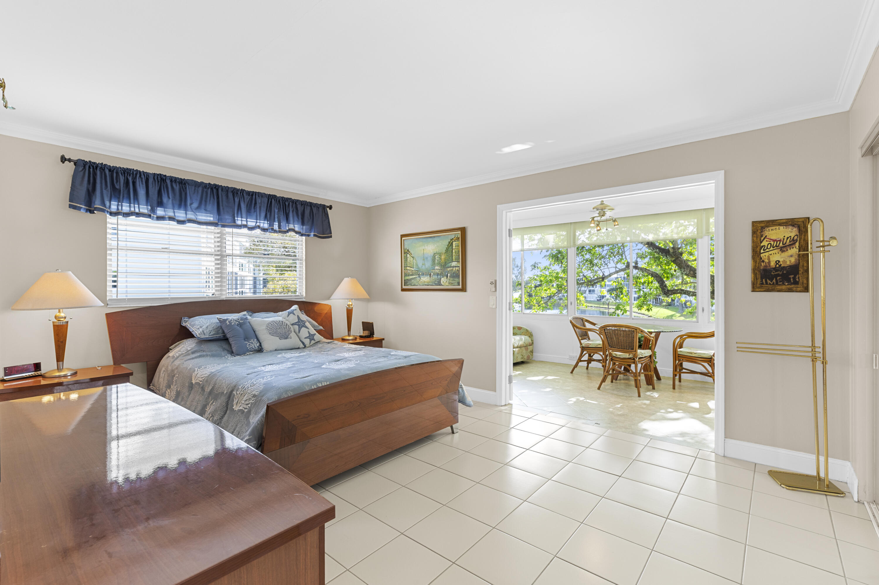 3024 Durham A Property Photo 11
