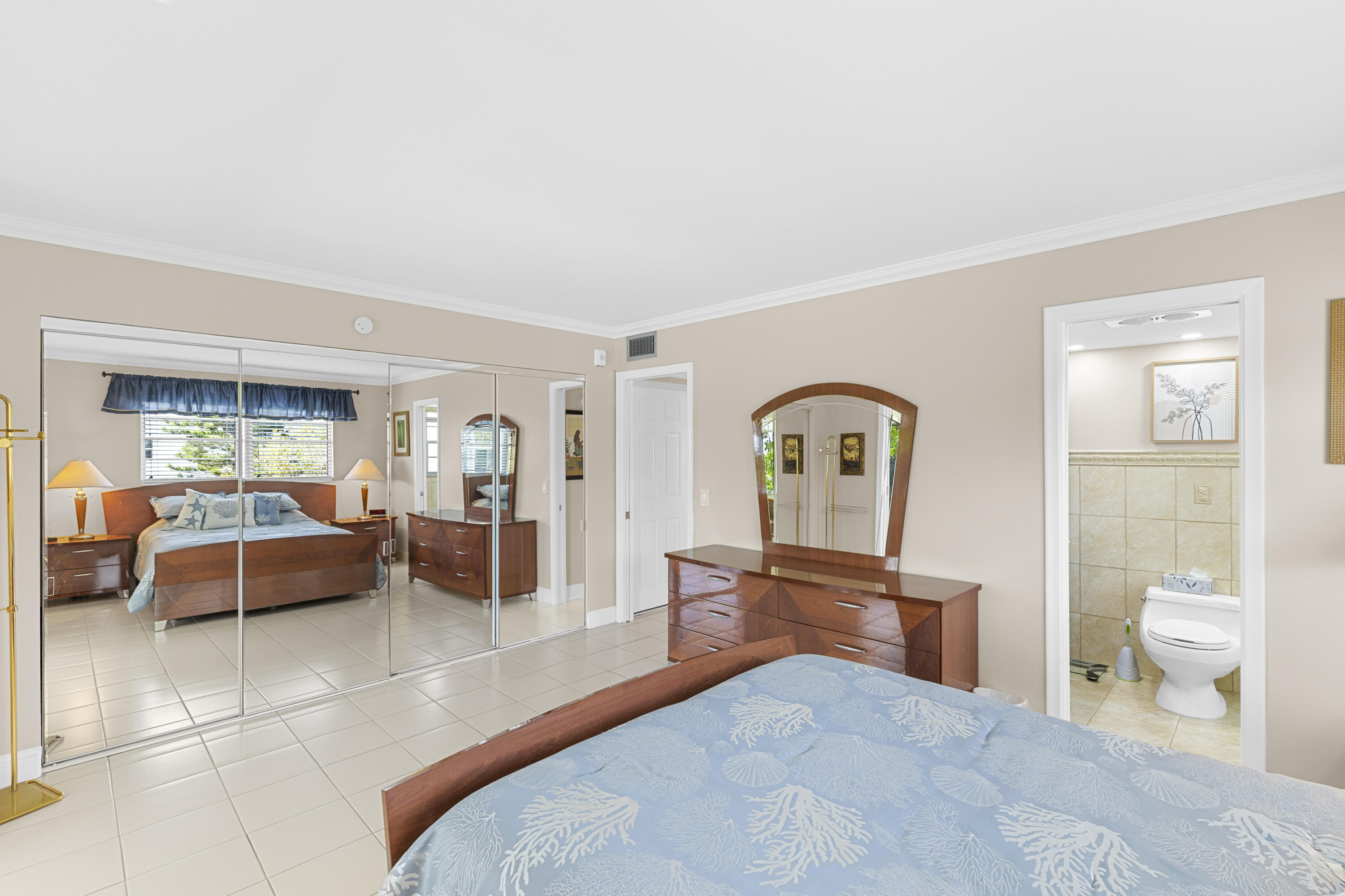 3024 Durham A Property Photo 18