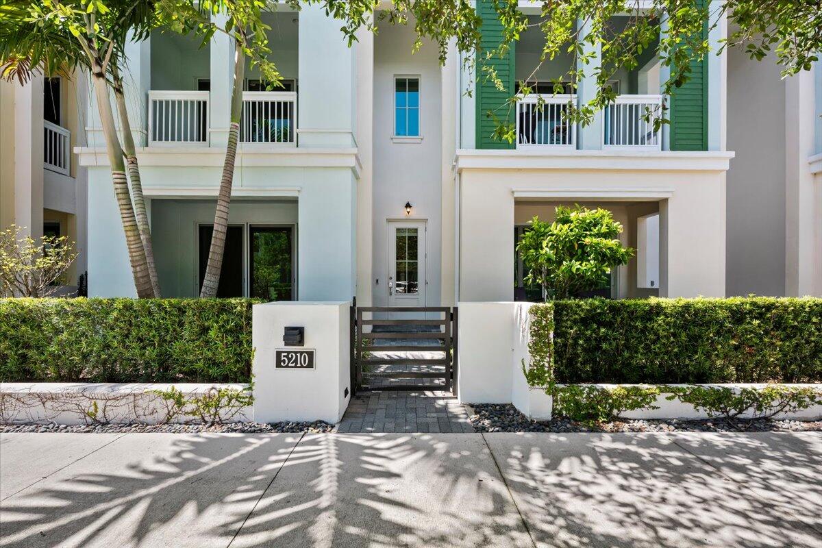 5210 Beckman Terrace Property Photo 17