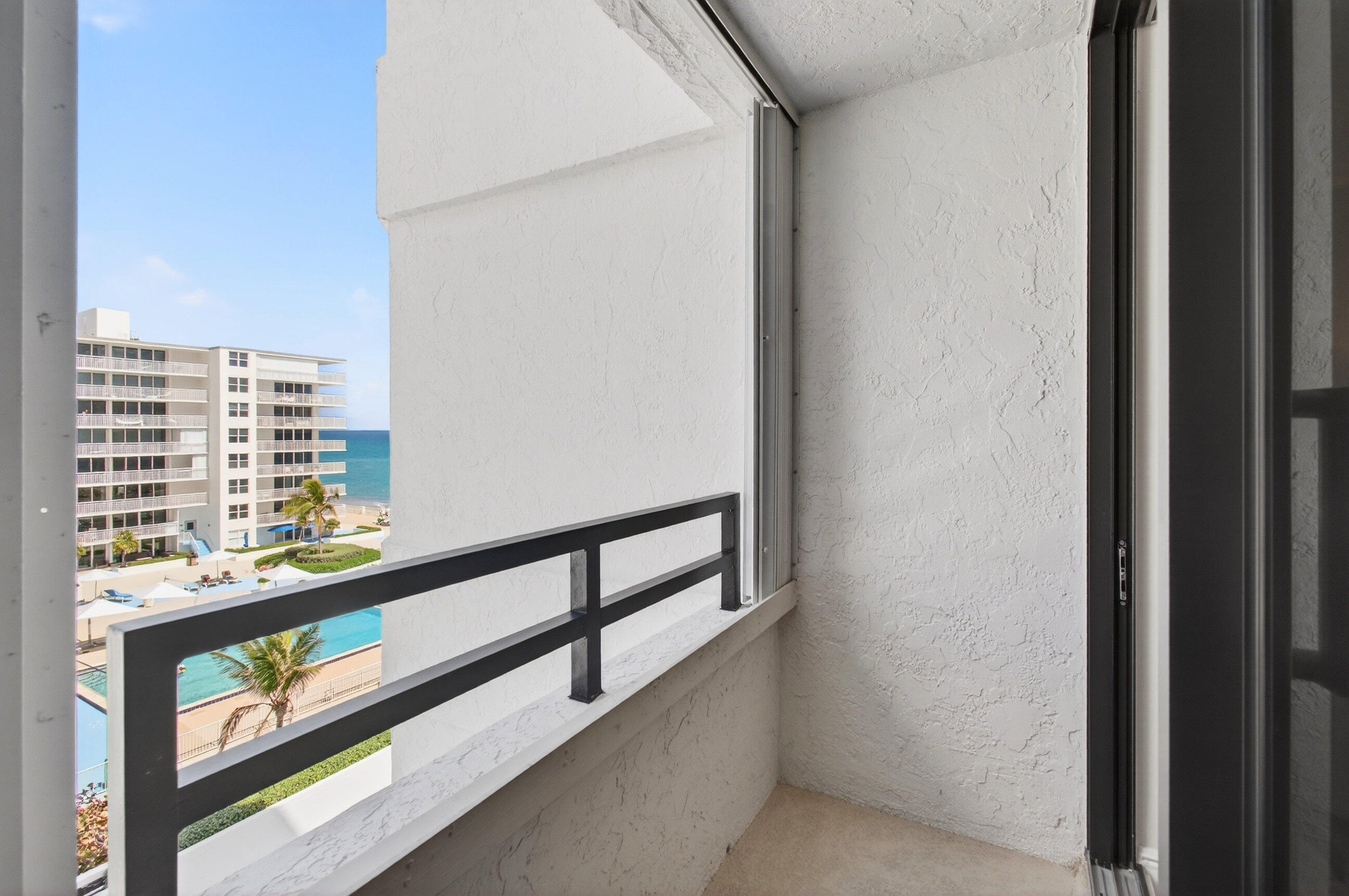 3560 S Ocean Boulevard 602 Property Photo 33