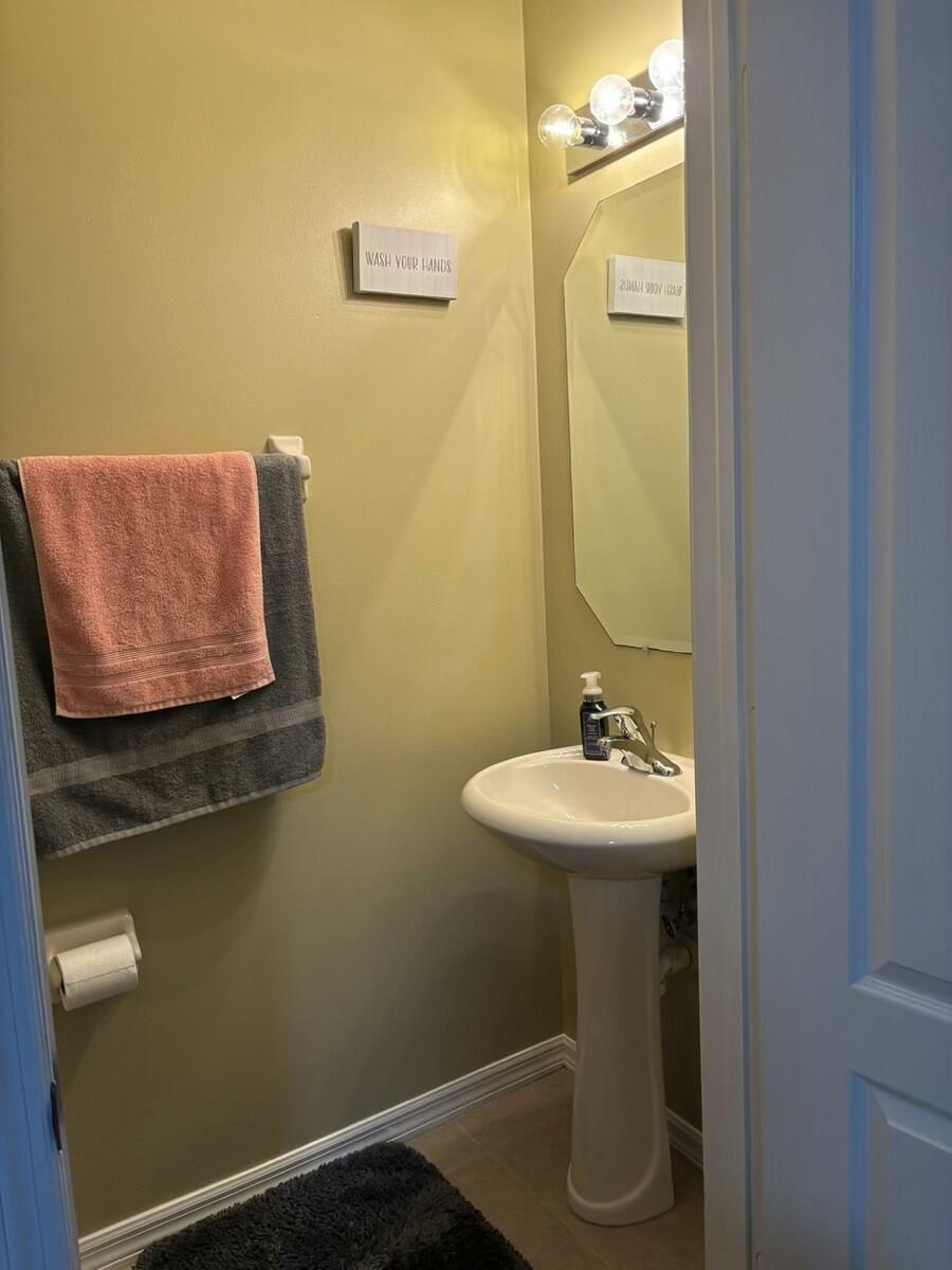 2104 Se Eatonville Drive Property Photo 16