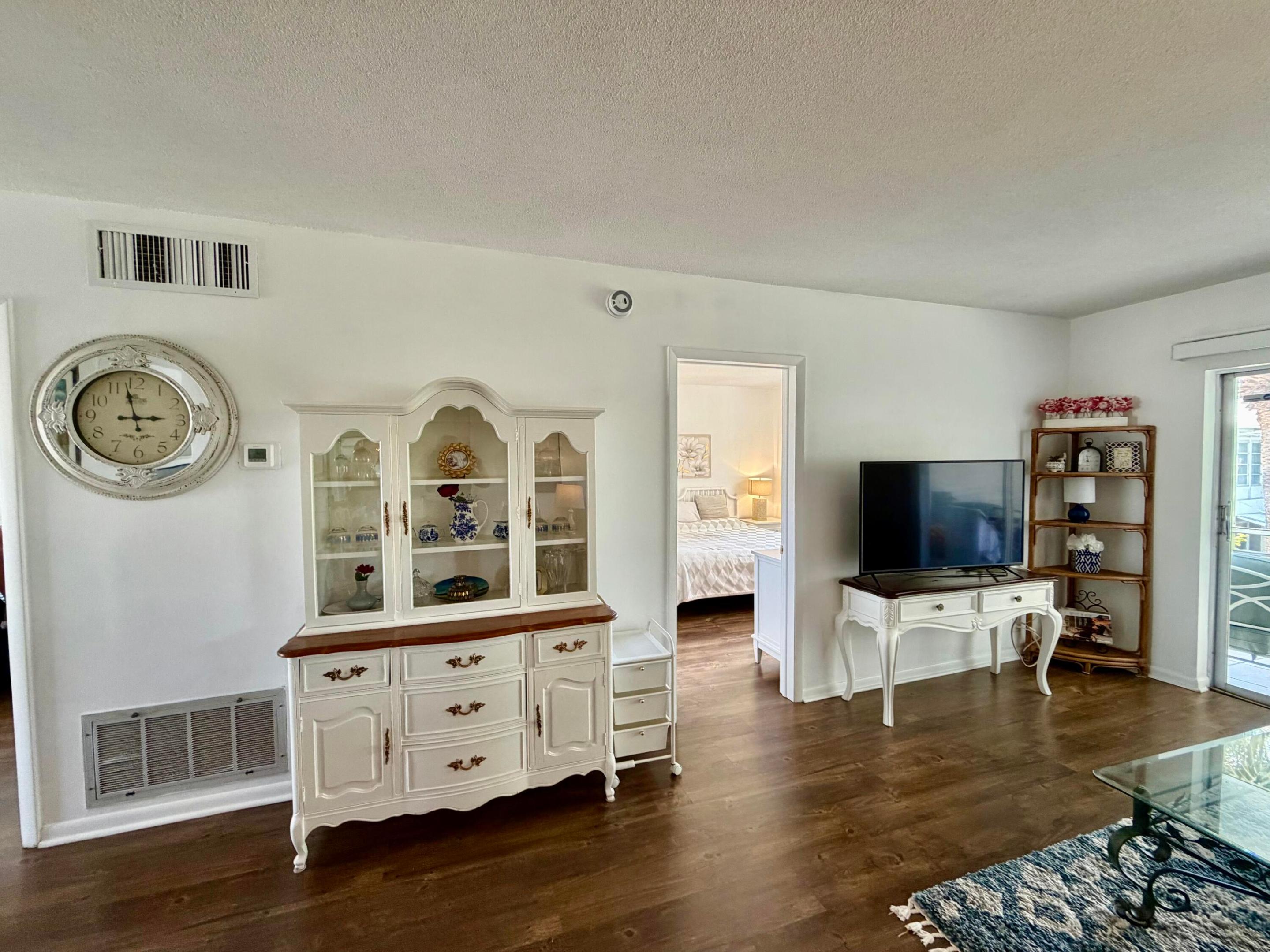 2551 W Golf Boulevard 204 Property Photo 11